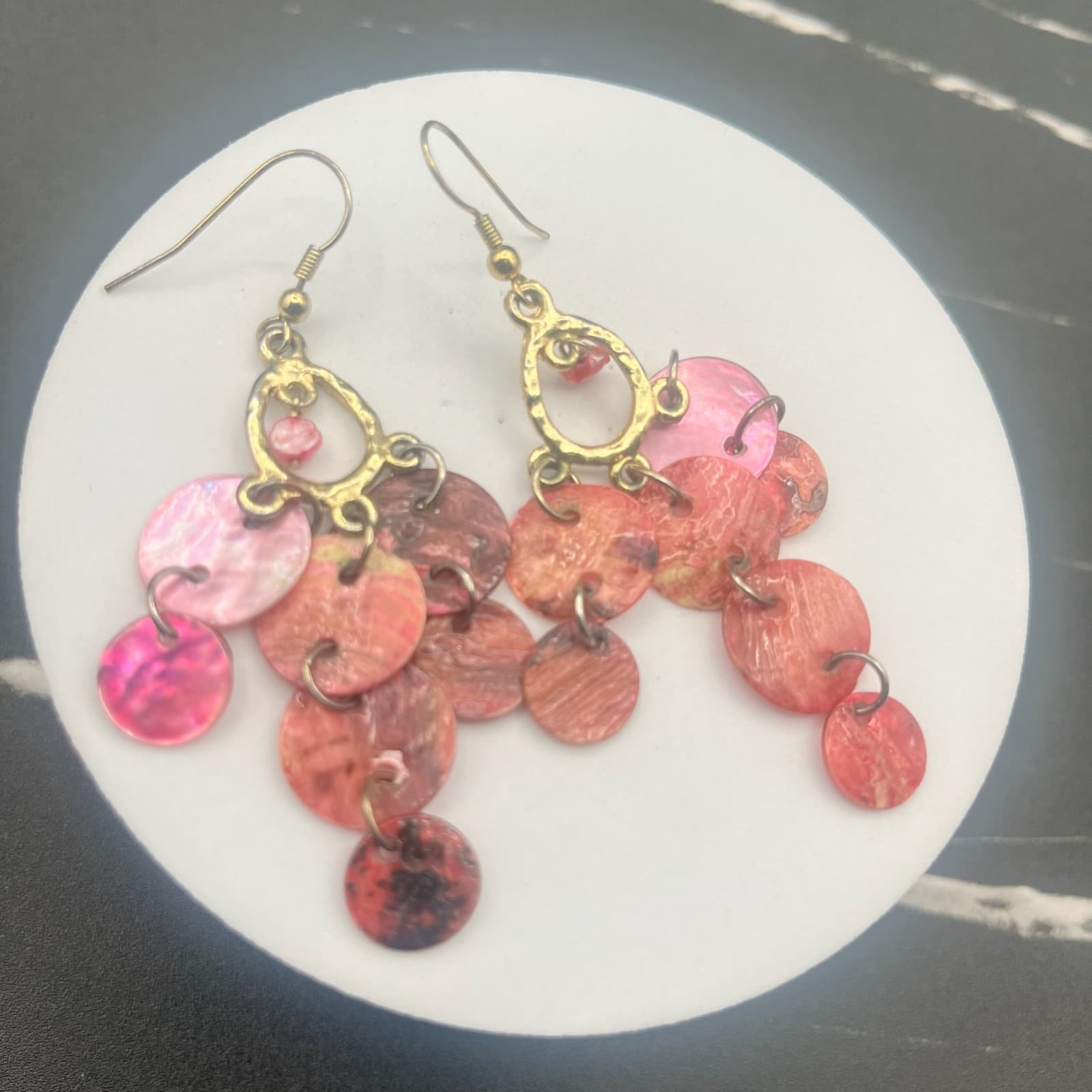 Vintage Y2K Dyed Shell Disc Chandelier Earrings Dangle Boho Fish Hook Jewelry - Thumbnail 9