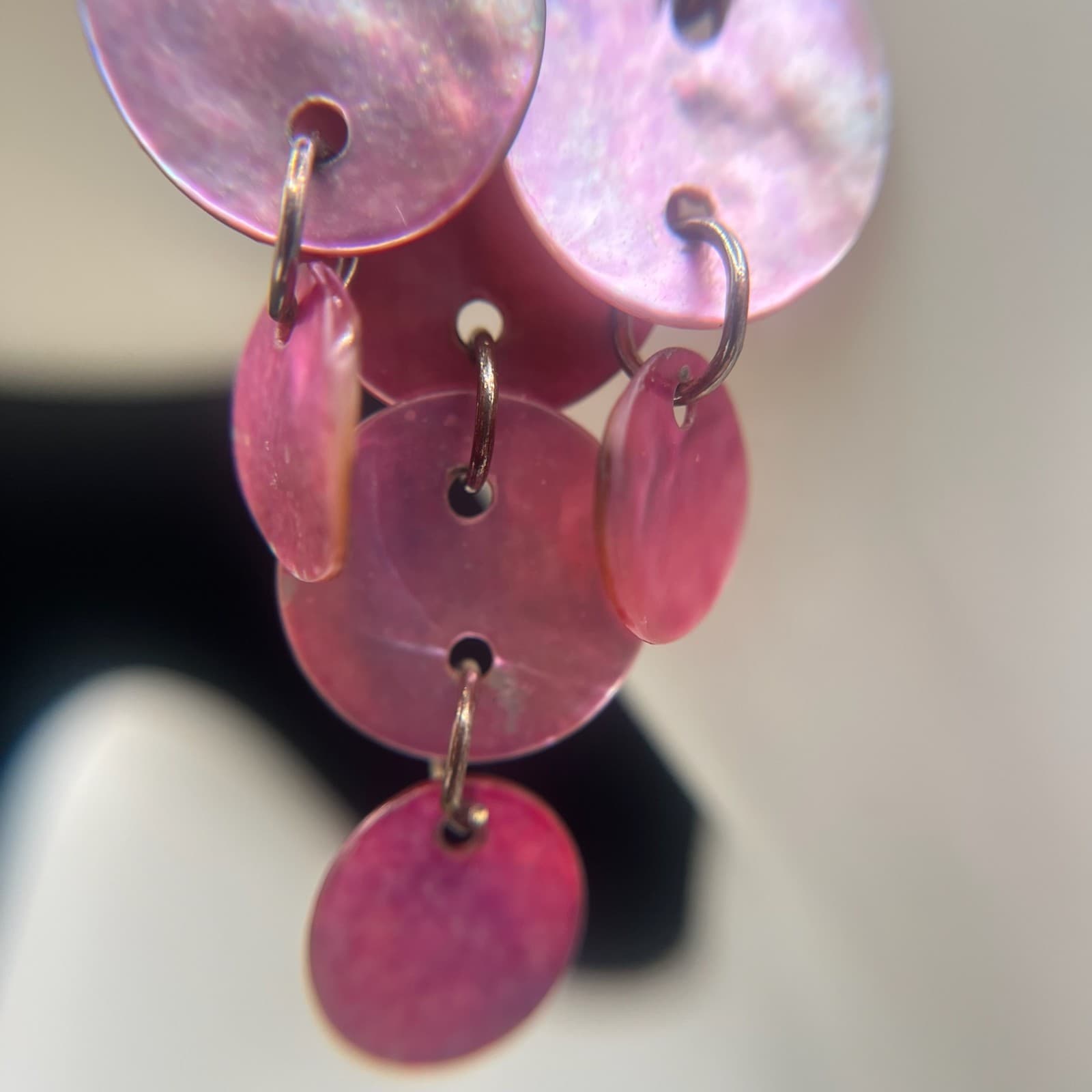 Vintage Y2K Dyed Shell Disc Chandelier Earrings Dangle Boho Fish Hook Jewelry - Thumbnail 8