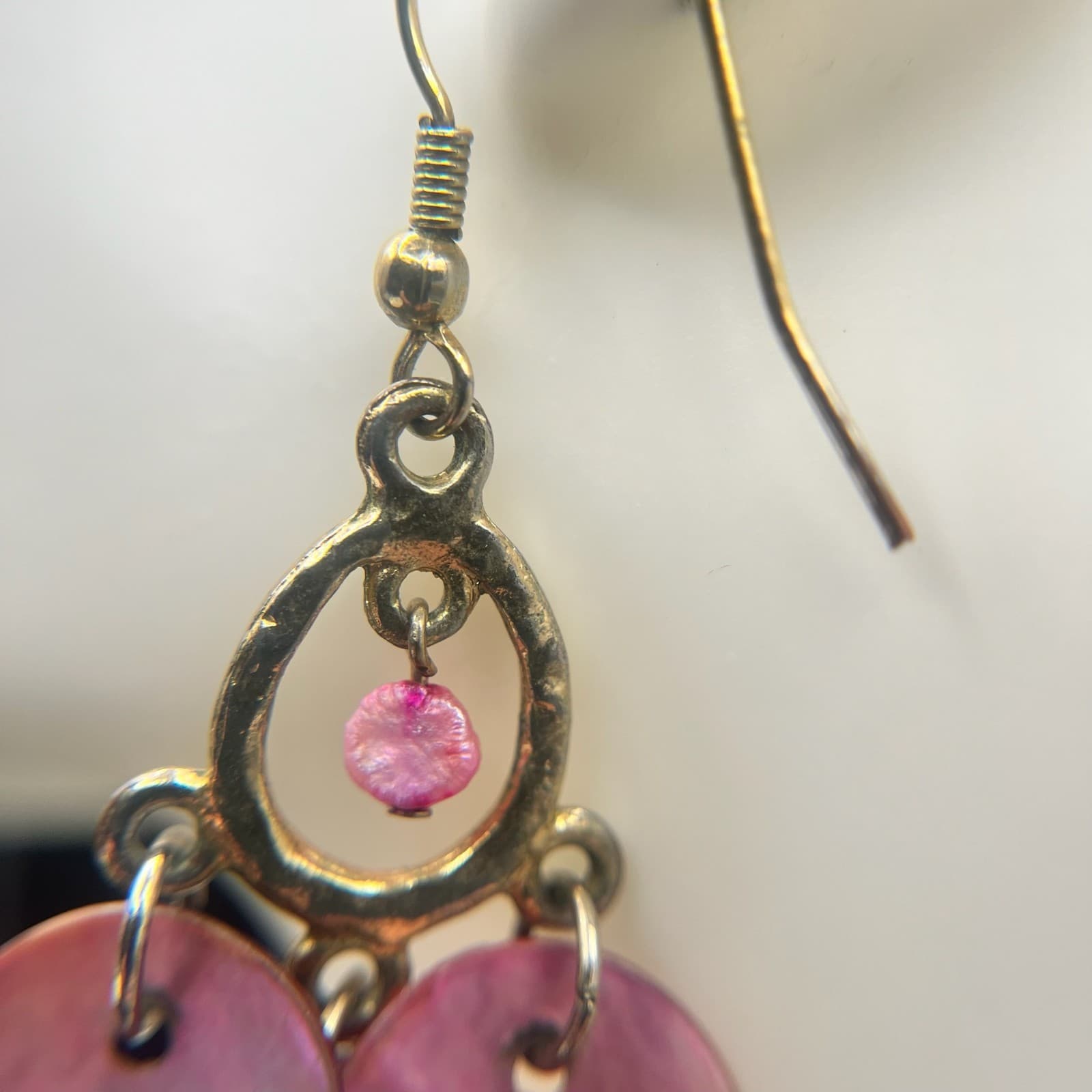 Vintage Y2K Dyed Shell Disc Chandelier Earrings Dangle Boho Fish Hook Jewelry - Thumbnail 10