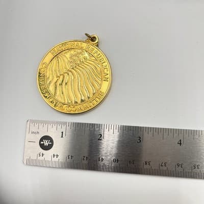 2002 Republican Gold Medal George W Bush NRCC Presidential Support Pendant Coin - Thumbnail 6