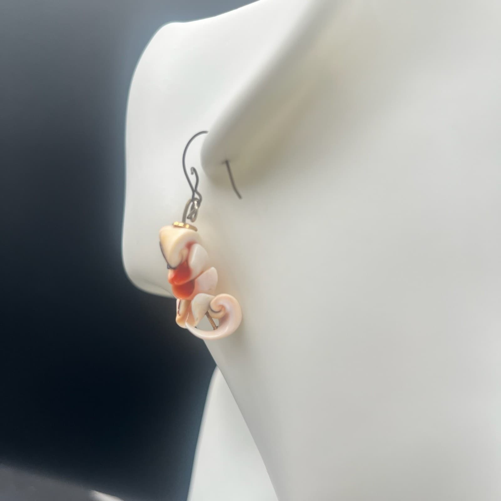 Vintage Y2K Natural Shell Chip Dangle Earrings Jewelry Beach Cowrie Fish Hook - Thumbnail 5