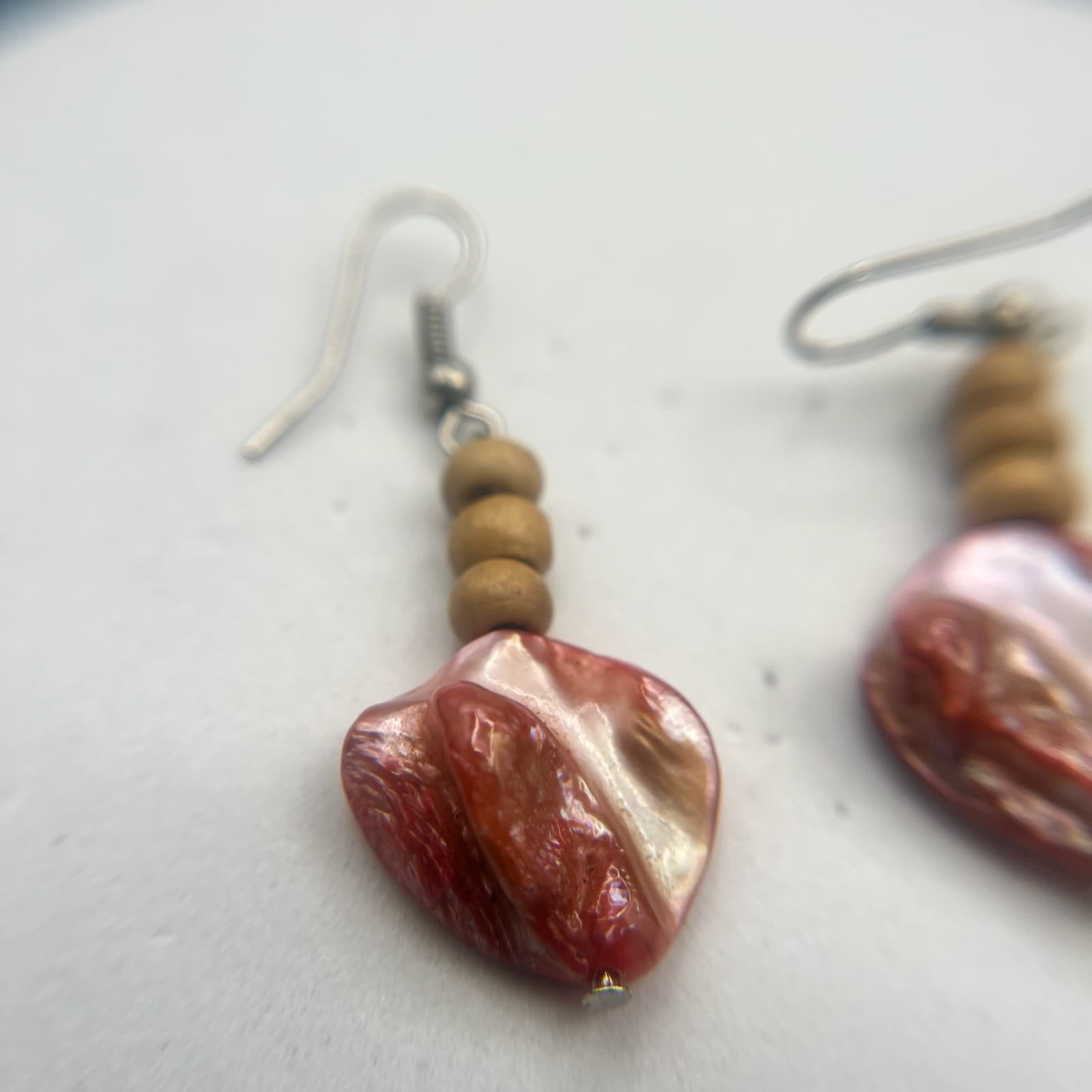 Vintage Shell Dangle Earrings Red Iridescent Bead Wood Boho Style Jewelry - Thumbnail 9