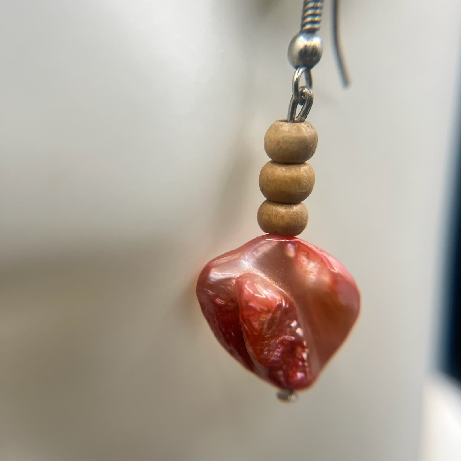 Vintage Shell Dangle Earrings Red Iridescent Bead Wood Boho Style Jewelry - Thumbnail 6
