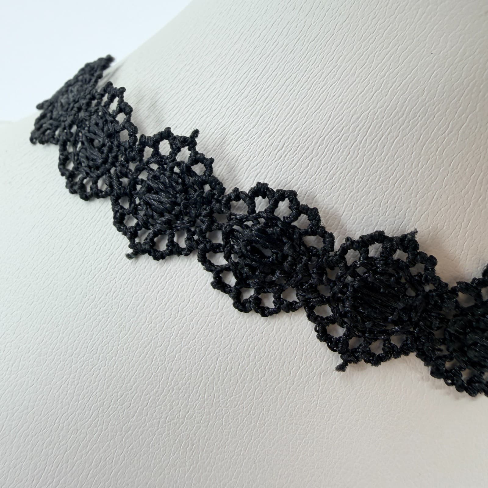 Vintage Black Lace Crochet Choker Necklace Set 2pc Floral Gothic Boho Retro Y2K - Thumbnail 9
