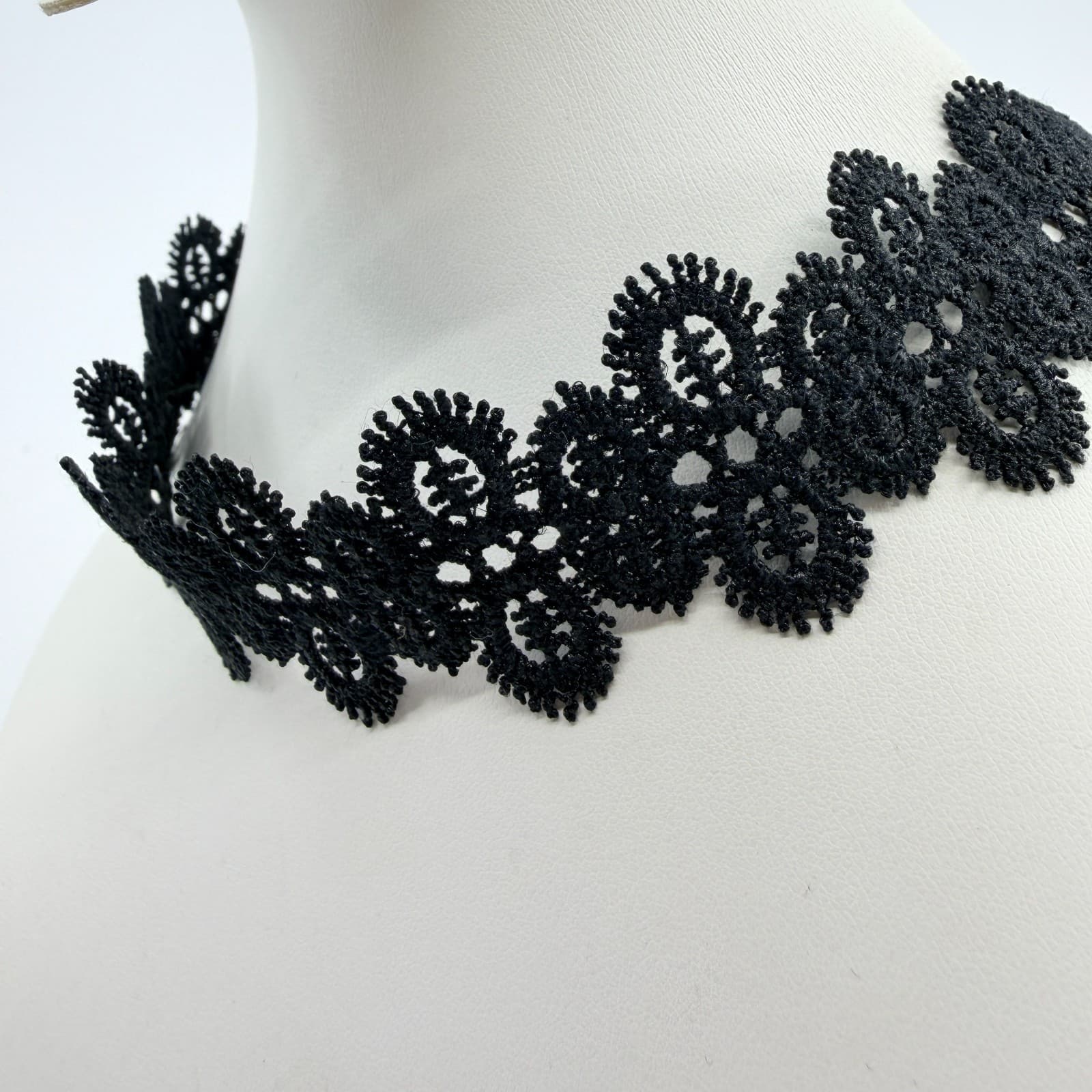 Vintage Black Lace Crochet Choker Necklace Set 2pc Floral Gothic Boho Retro Y2K - Thumbnail 5