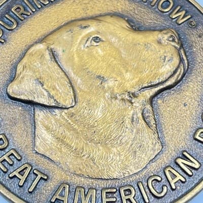 Vintage 1985 Purina Dog Chow Great American Dog Brass Medal Collector Coin Token - Thumbnail 2