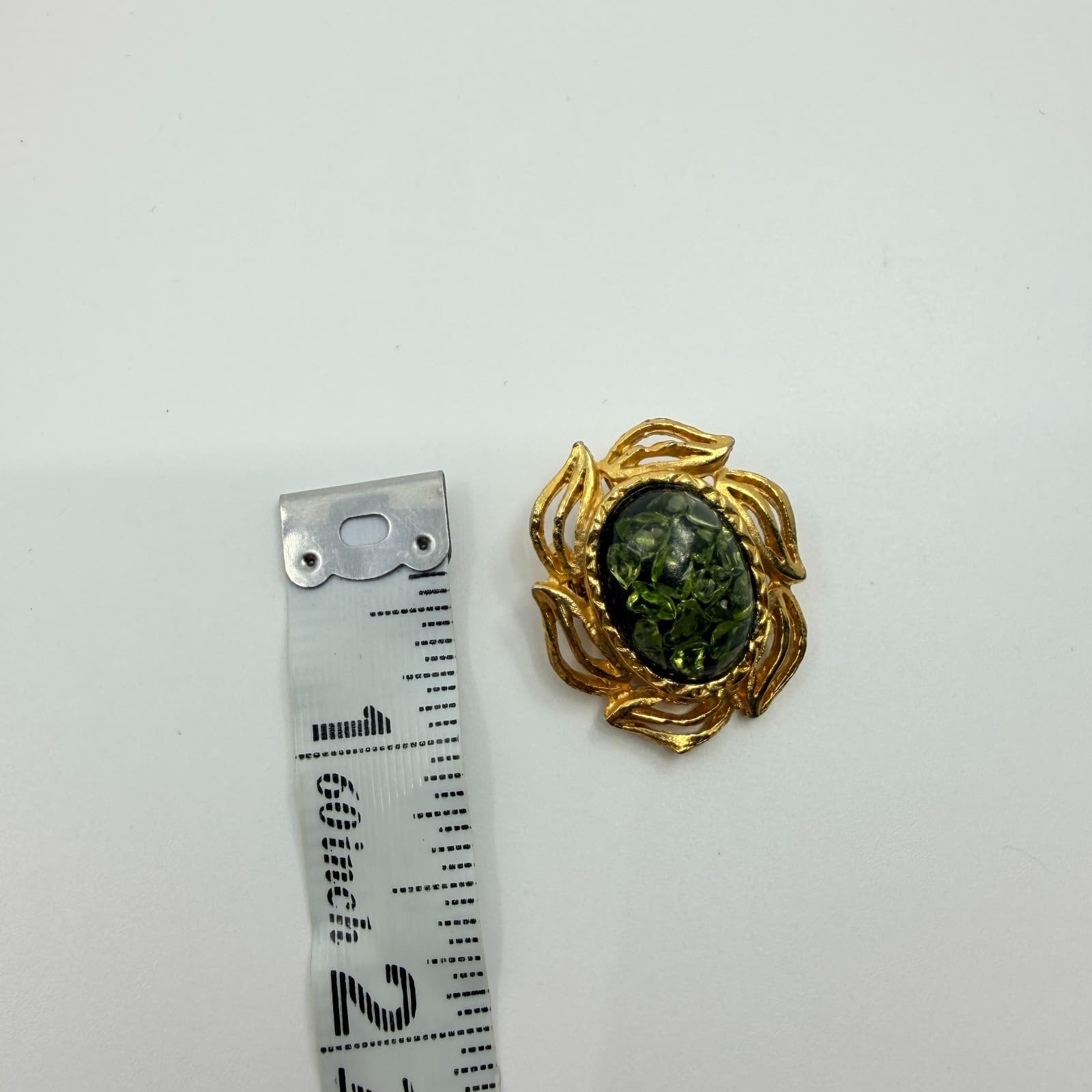 Vintage Gold Tone Mossy Green Cabochon Brooch Pin Foliage Leaf Statement Y2K 90s - Thumbnail 7