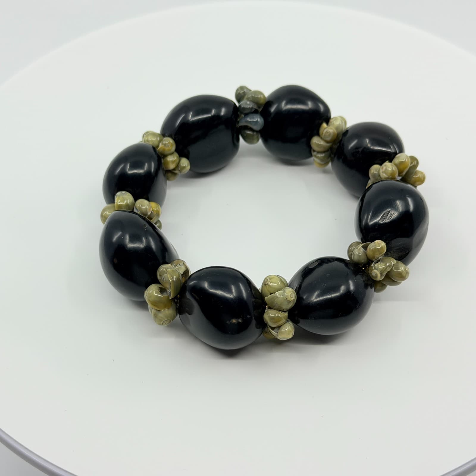 Vintage Black Kukui Nut Shell Stretch Bracelet Chunky Statement Boho Luau Retro - Thumbnail 5