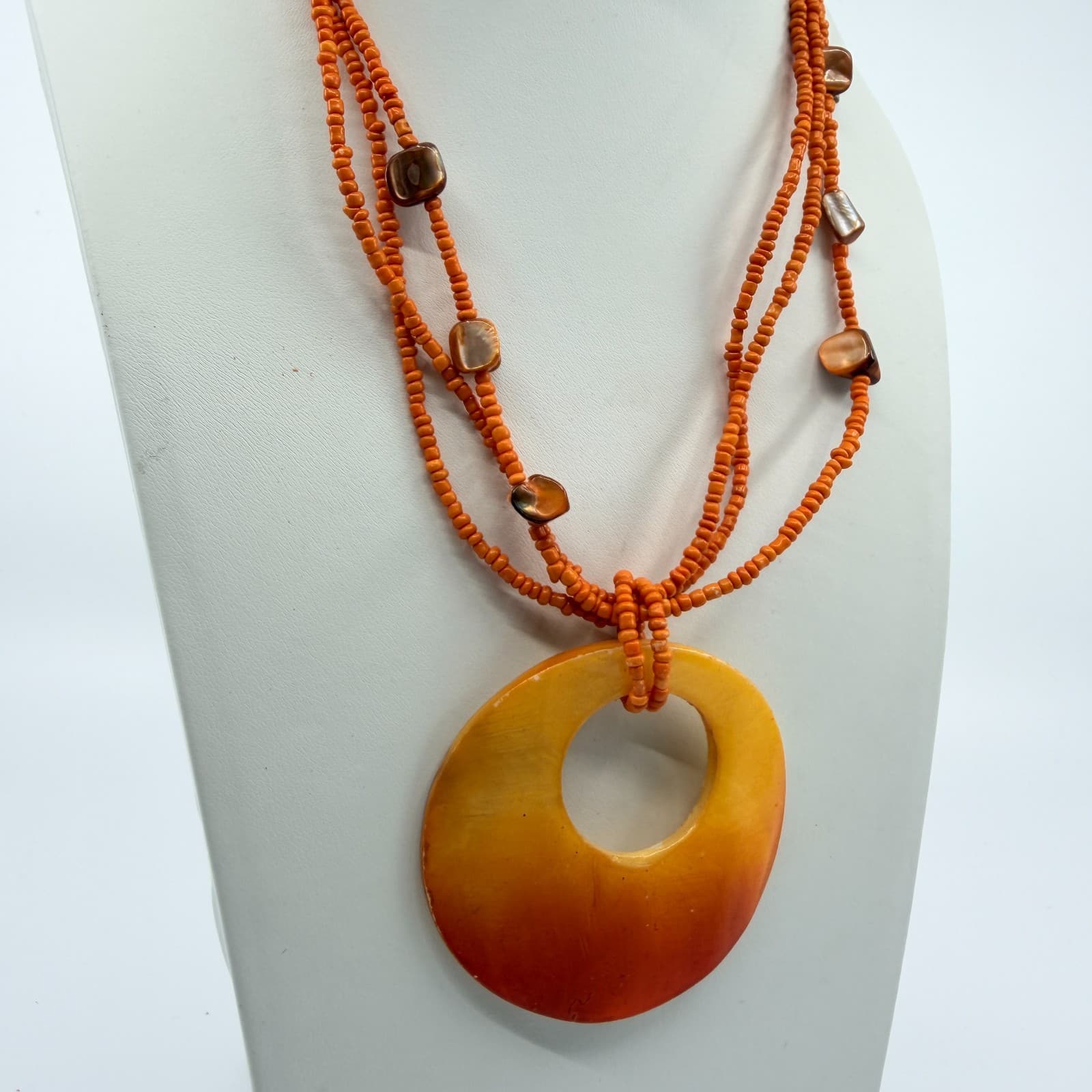 Vintage Orange Multi Strand Seed Bead Necklace Shell Circle Pendant Boho Retro - Thumbnail 6