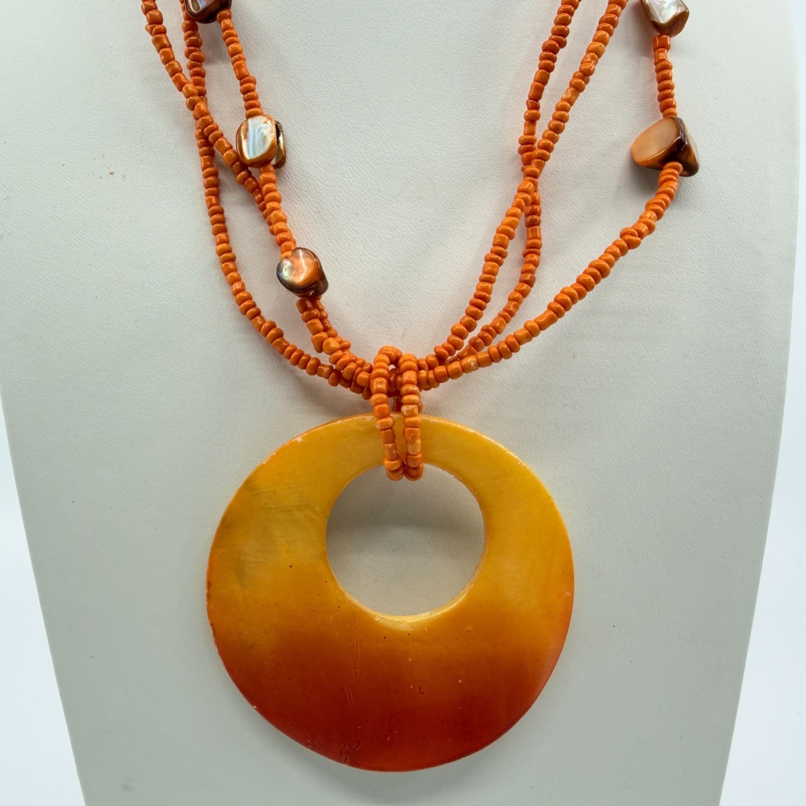 Vintage Orange Multi Strand Seed Bead Necklace Shell Circle Pendant Boho Retro - Thumbnail 4