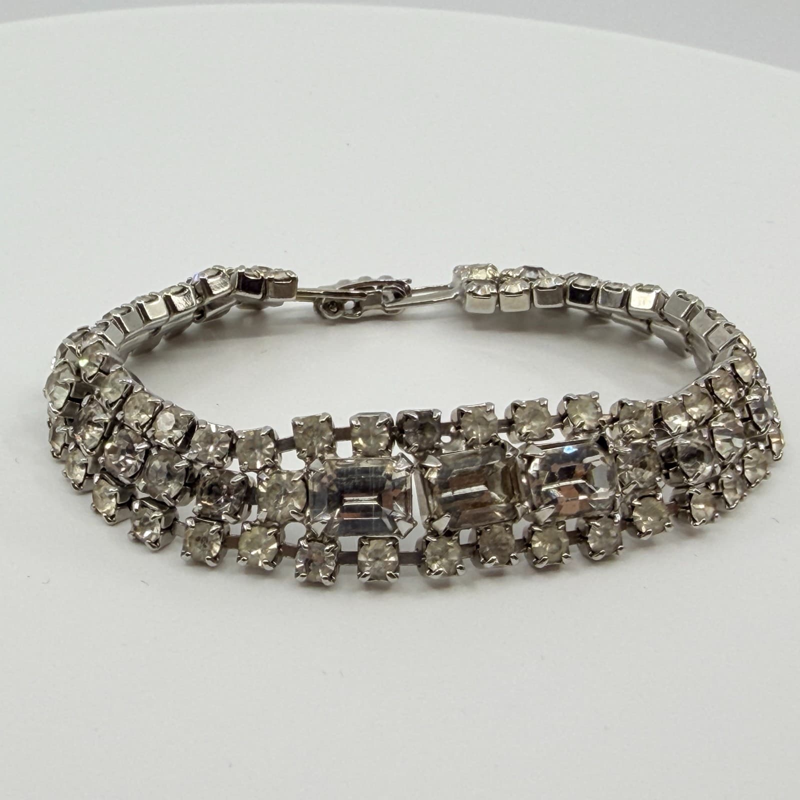 Vintage Silver Tone Smoky Grey Rhinestone Jewelry Set Shoulder Duster Earrings - Thumbnail 3
