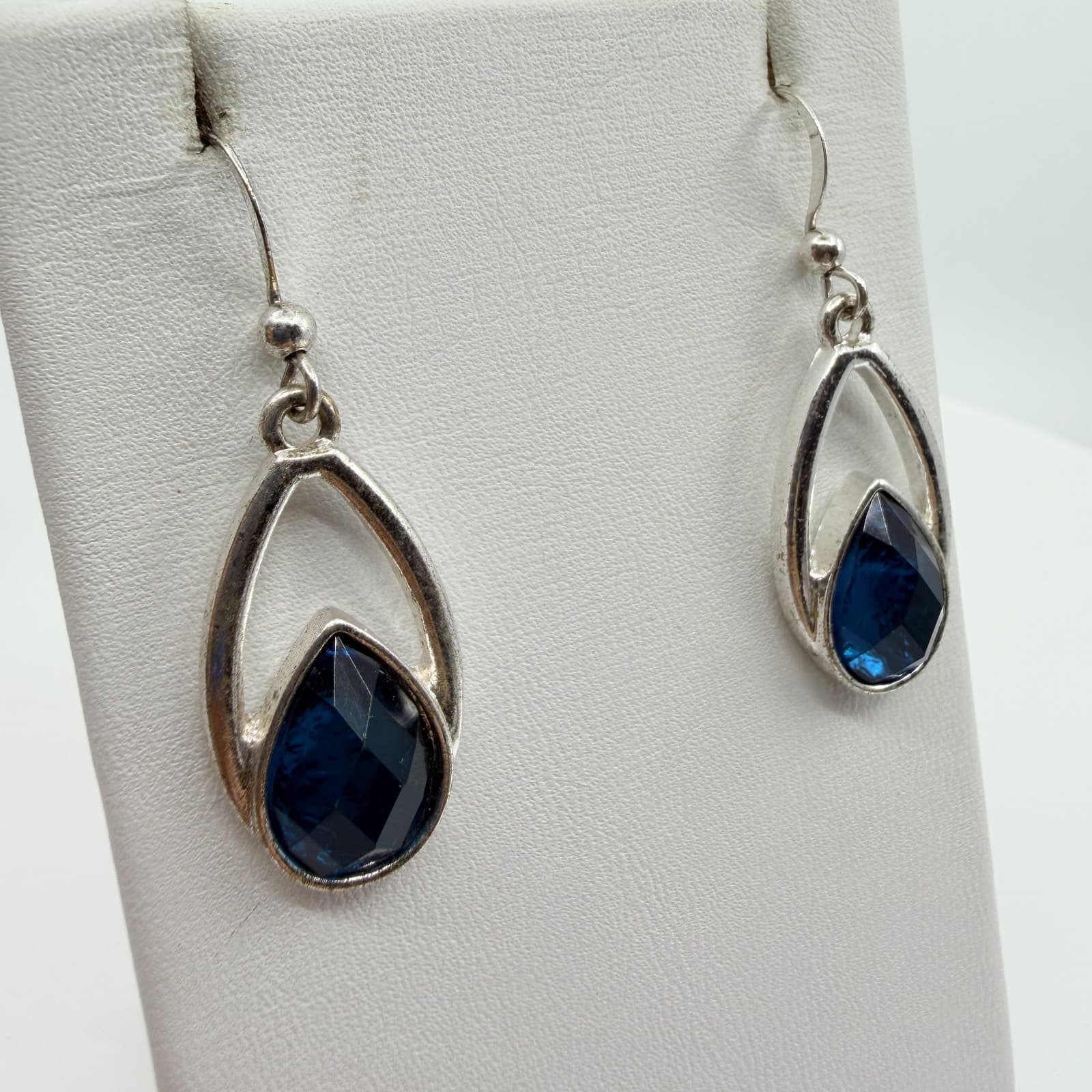 Vintage Silver Tone Deep Blue Teardrop Pendant Necklace Earrings Set Rope Chain - Thumbnail 8