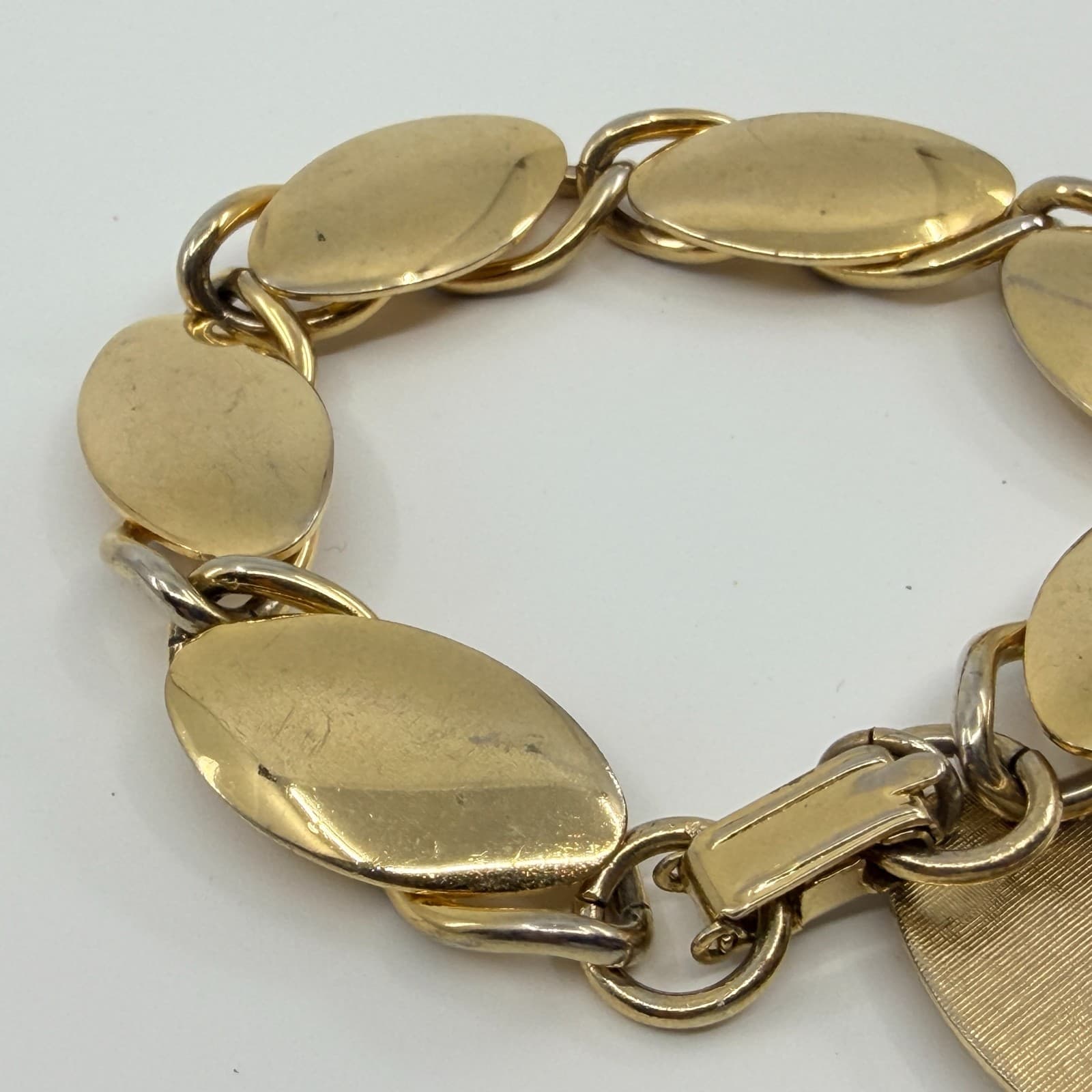 Vintage Gold Tone Brushed Satin Oval Link Bracelet Chunky Statement Retro Boho - Thumbnail 4