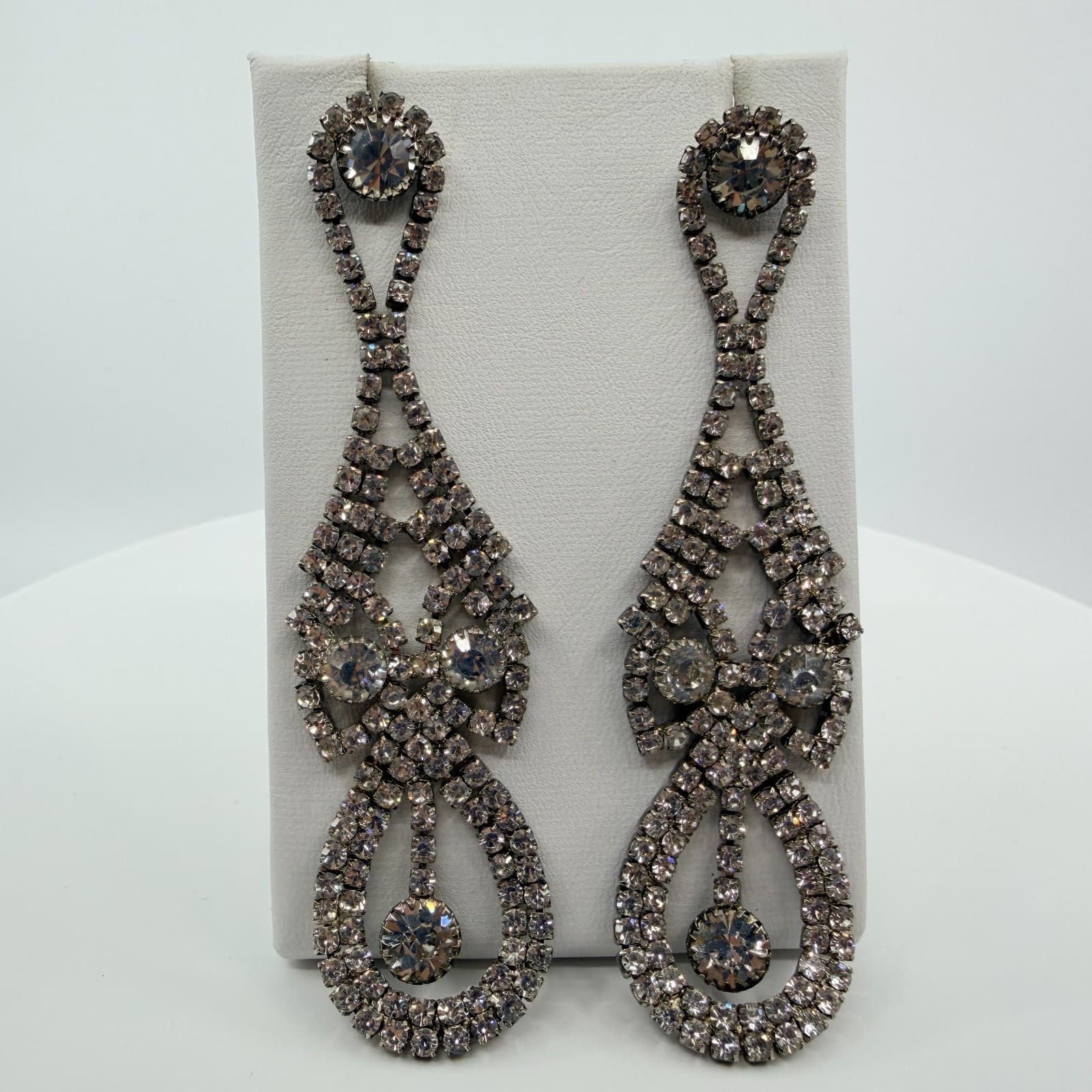 Vintage Silver Tone Smoky Grey Rhinestone Jewelry Set Shoulder Duster Earrings - Thumbnail 14