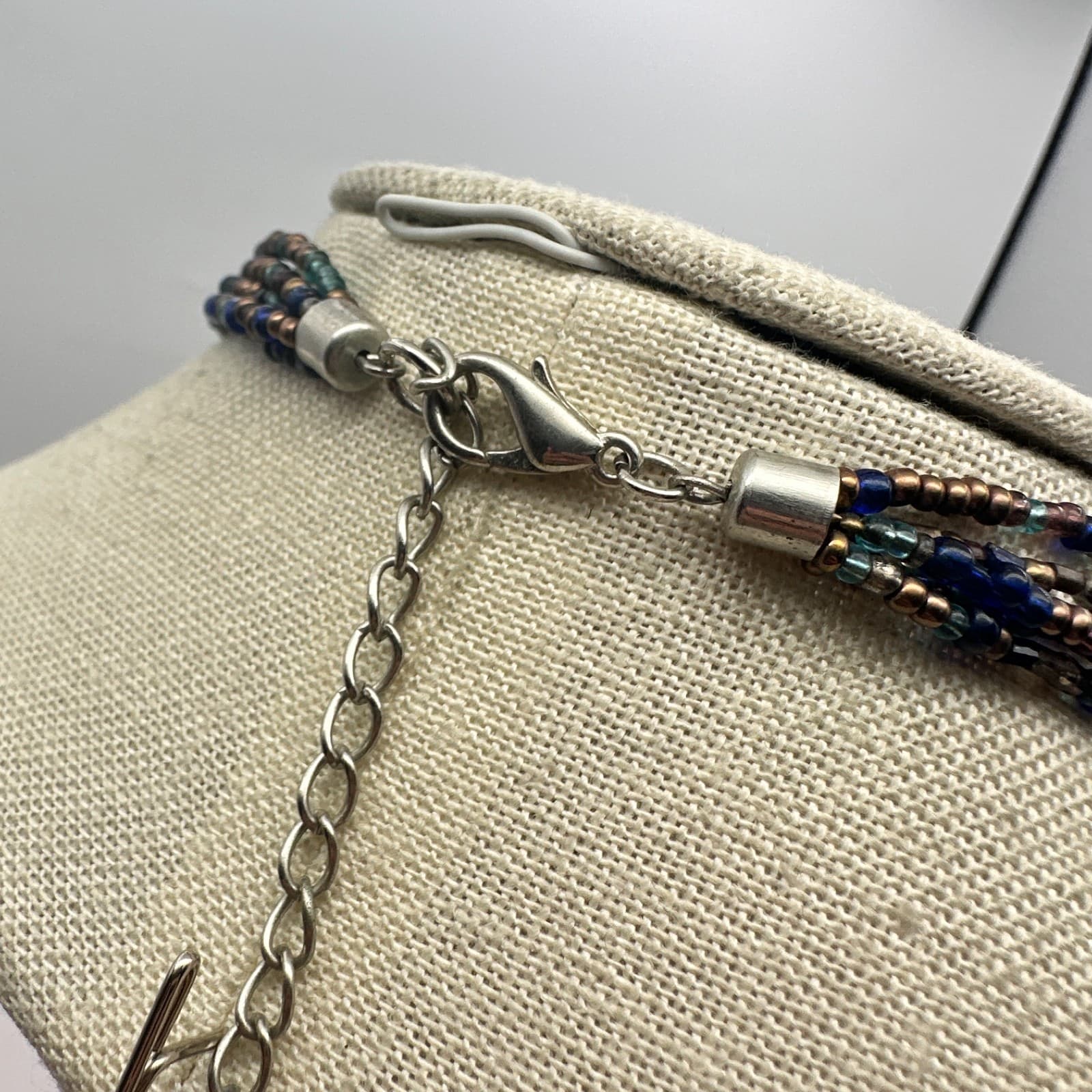 Vintage 90s Multi Strand Blue Teardrop Pendant Necklace Beaded Accents Jewelry - Thumbnail 10