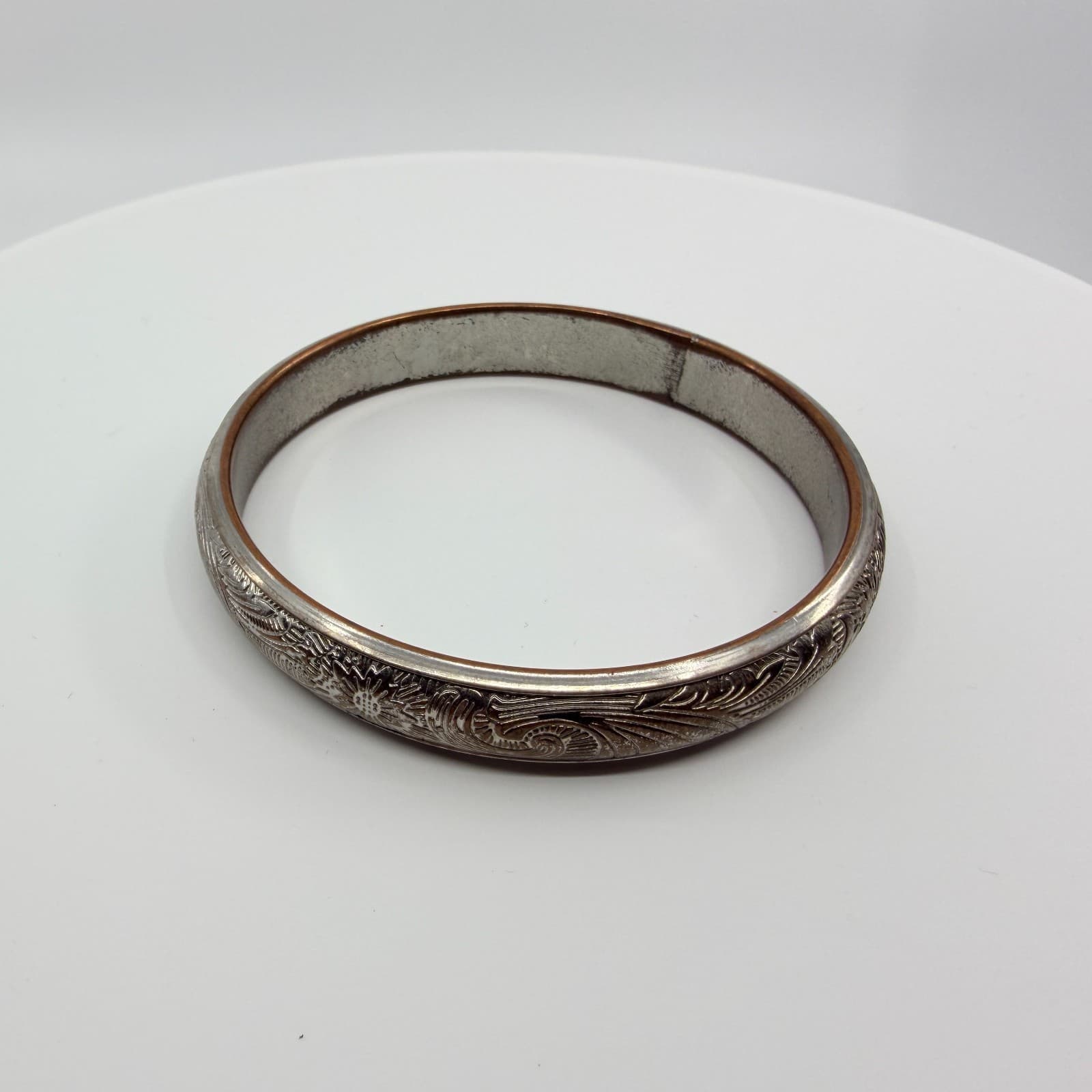 Vintage Silver Tone Floral Etched Bangle Bracelet Western Engraved Scroll Retro - Thumbnail 3