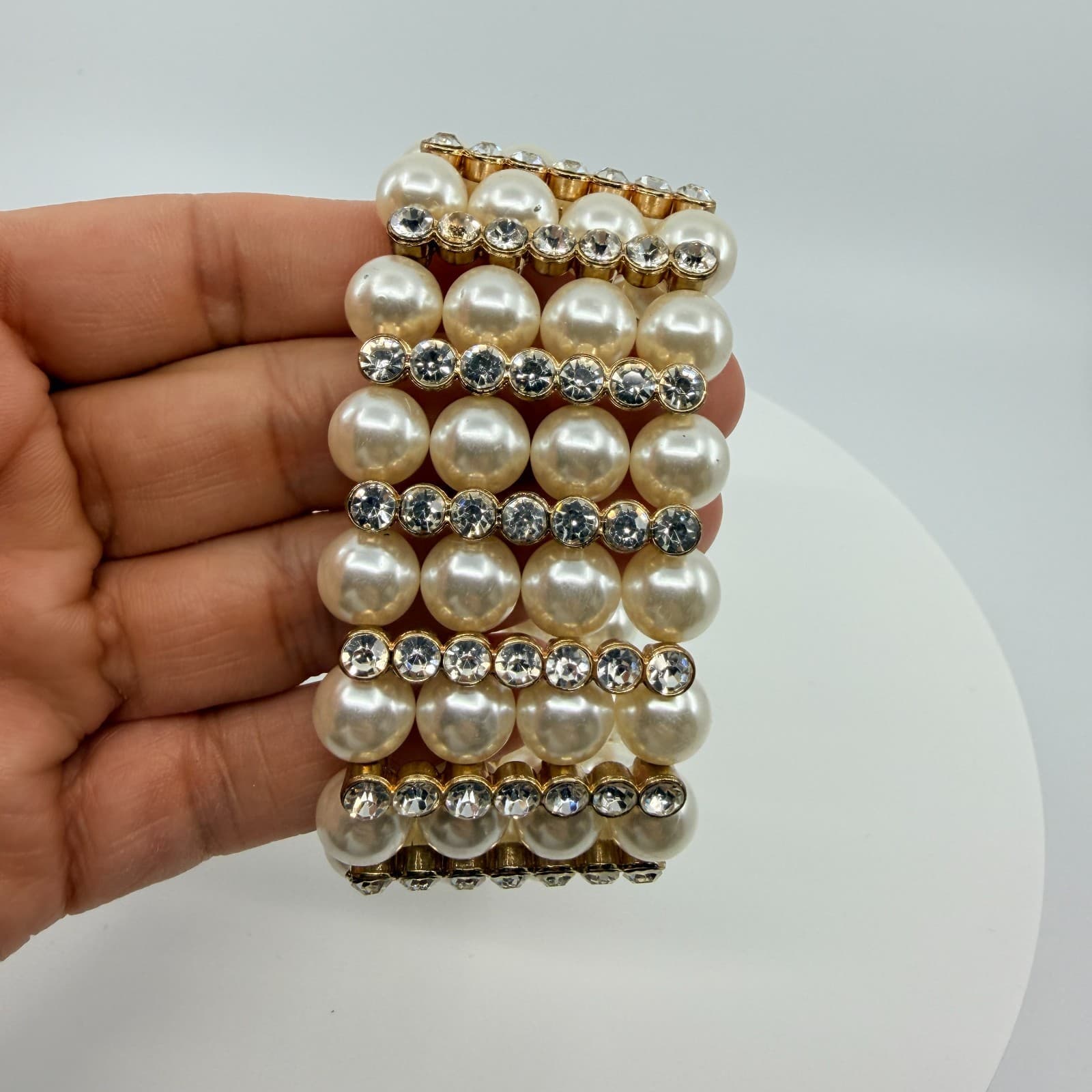 Vintage Gold Tone Faux Pearl Rhinestone 4 Row Stretch Cuff Bracelet Chunky 90s - Thumbnail 9
