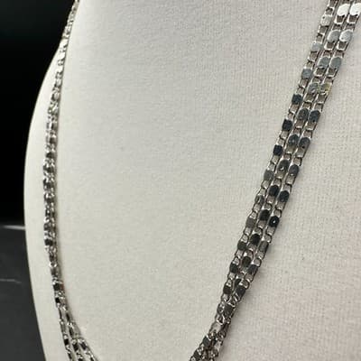 Vintage Silver-tone multi-layered necklace with flat oval polished links 18 in - Thumbnail 3