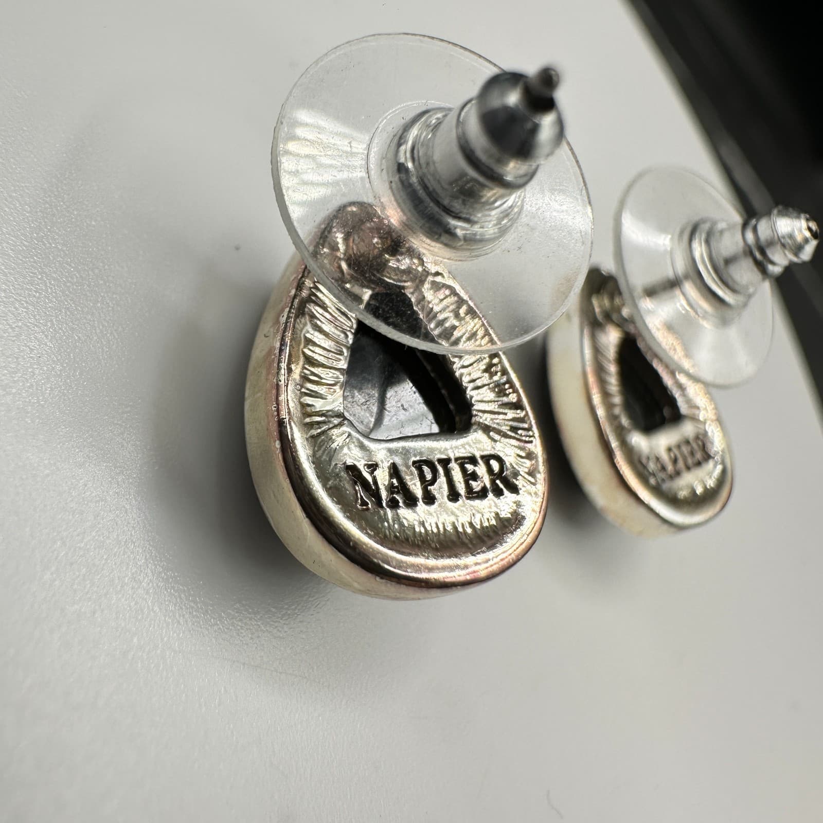 Vintage Napier Silver Tone Black Cabochon Teardrop Stud Earrings Post Modern - Thumbnail 7