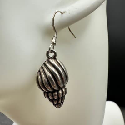 Brooke Baker Vintage Silver-Tone Textured Shell Drop Earrings Nautical Boho - Thumbnail 4