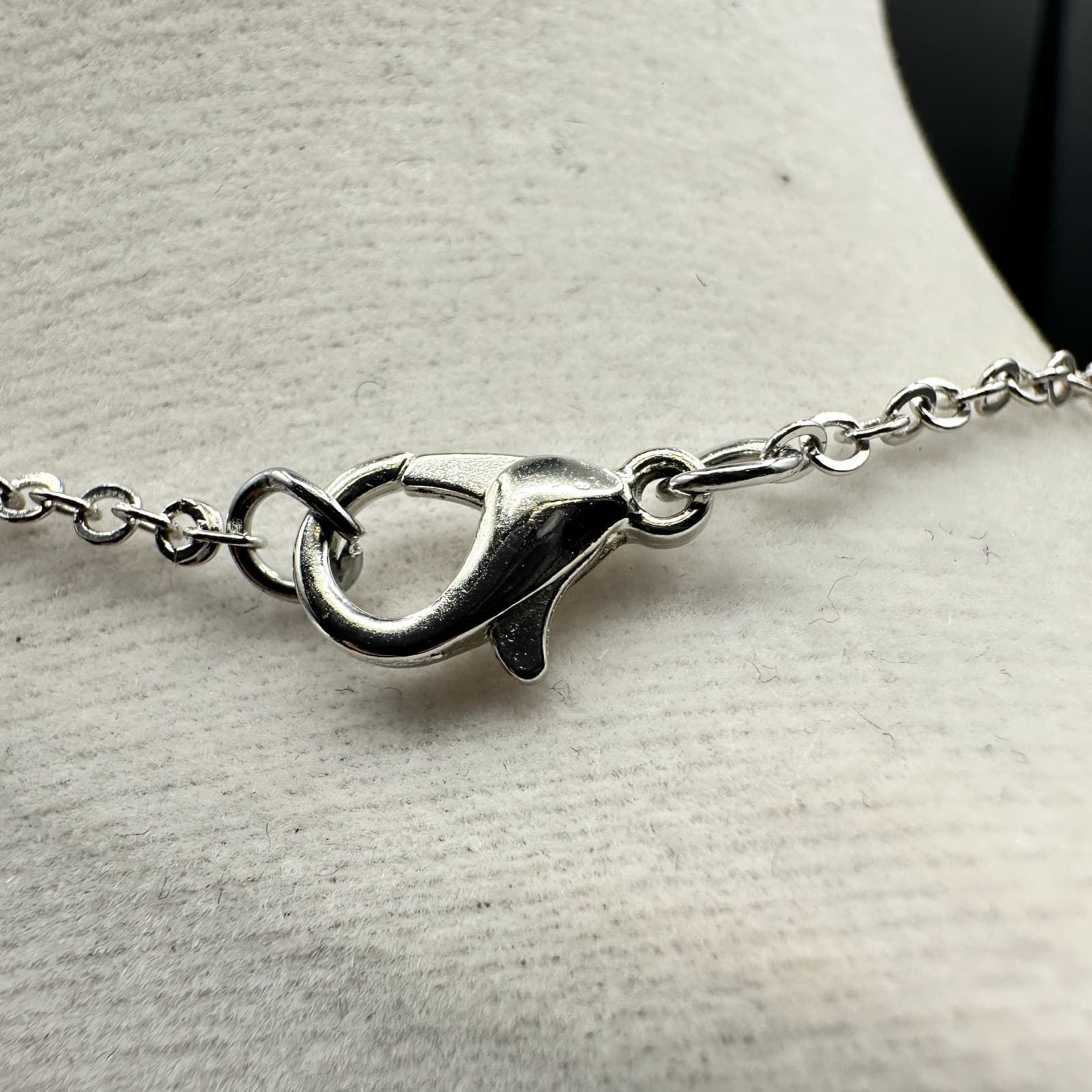 Vintage Silver-tone Nautical Ship Steering Wheel Pendant Necklace Cable Chain - Thumbnail 8