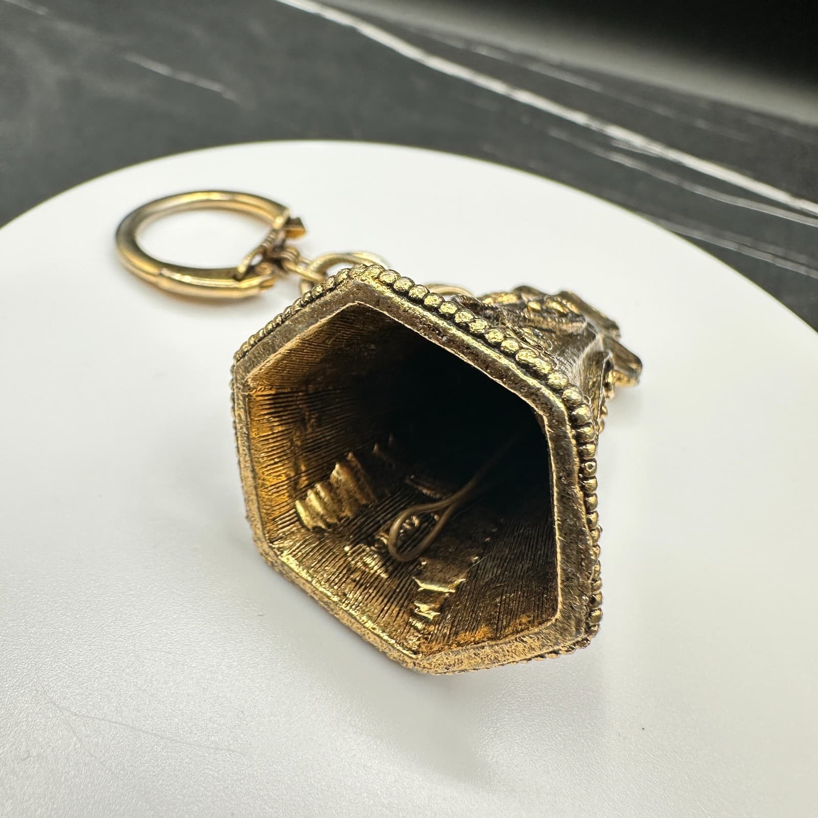Vintage Brass Ornate Scrollwork Gold Tone Hexagon Design Bell Keychain - Thumbnail 7