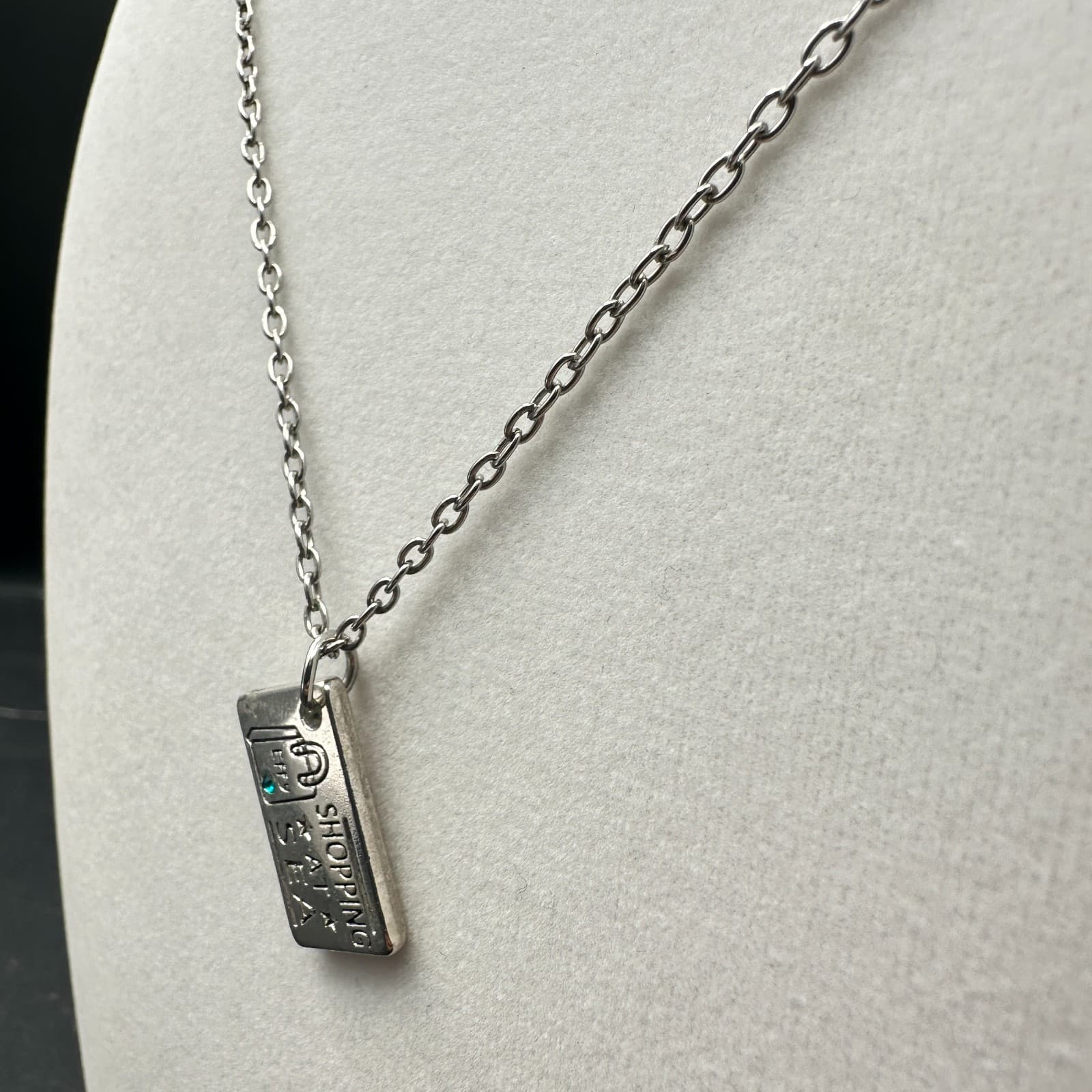 Vintage Shopping at Sea silver-tone dog tag pendant necklace Cable Chain 18 in - Thumbnail 5