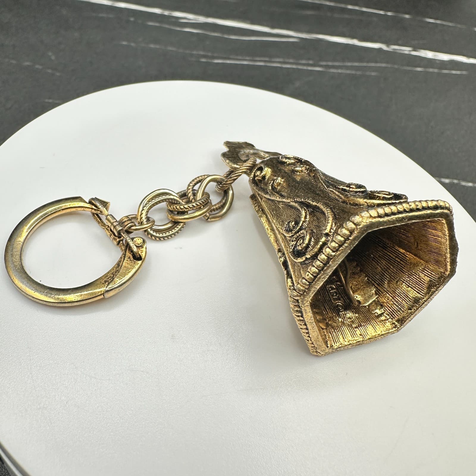 Vintage Brass Ornate Scrollwork Gold Tone Hexagon Design Bell Keychain - Thumbnail 6