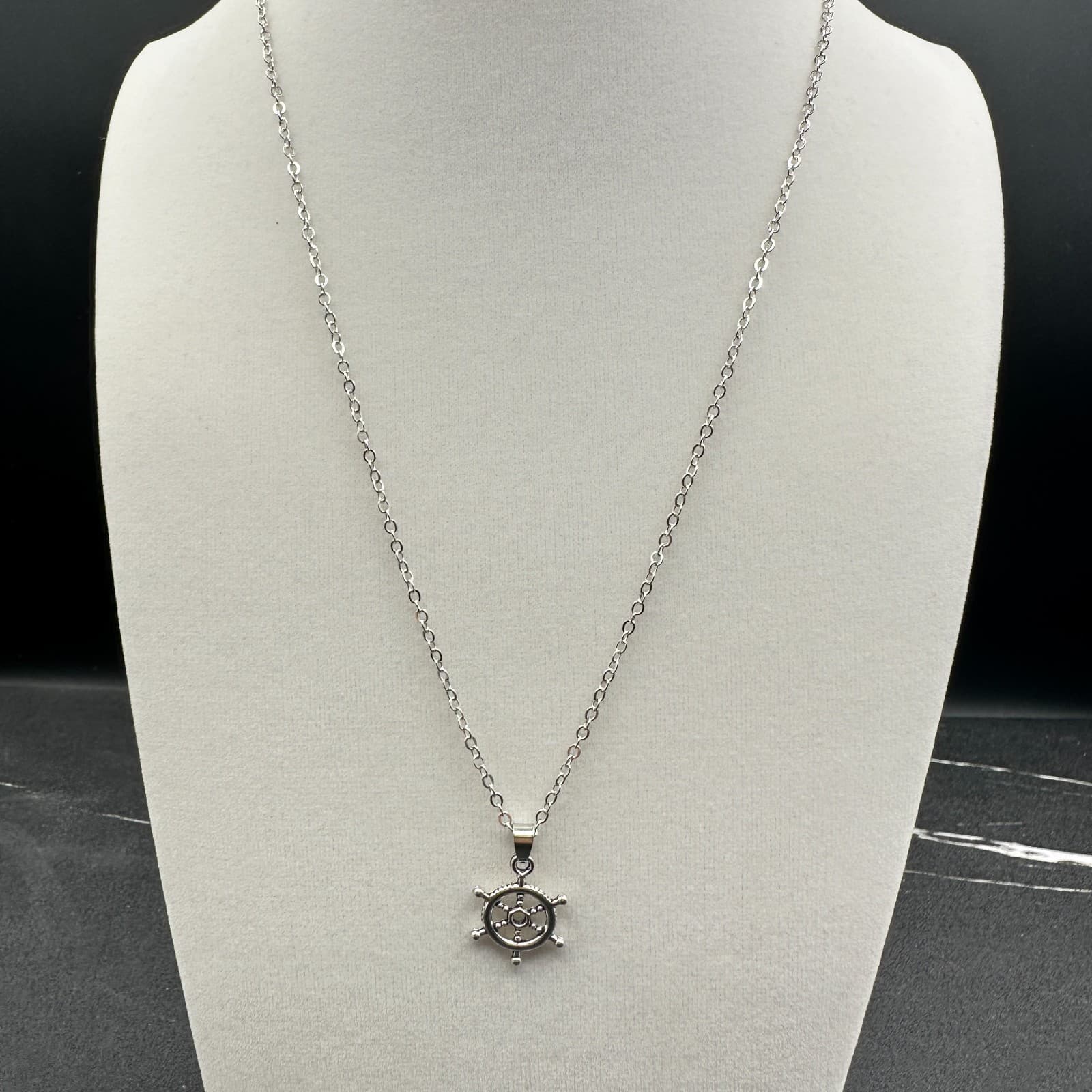 Vintage Silver-tone Nautical Ship Steering Wheel Pendant Necklace Cable Chain - Thumbnail 2