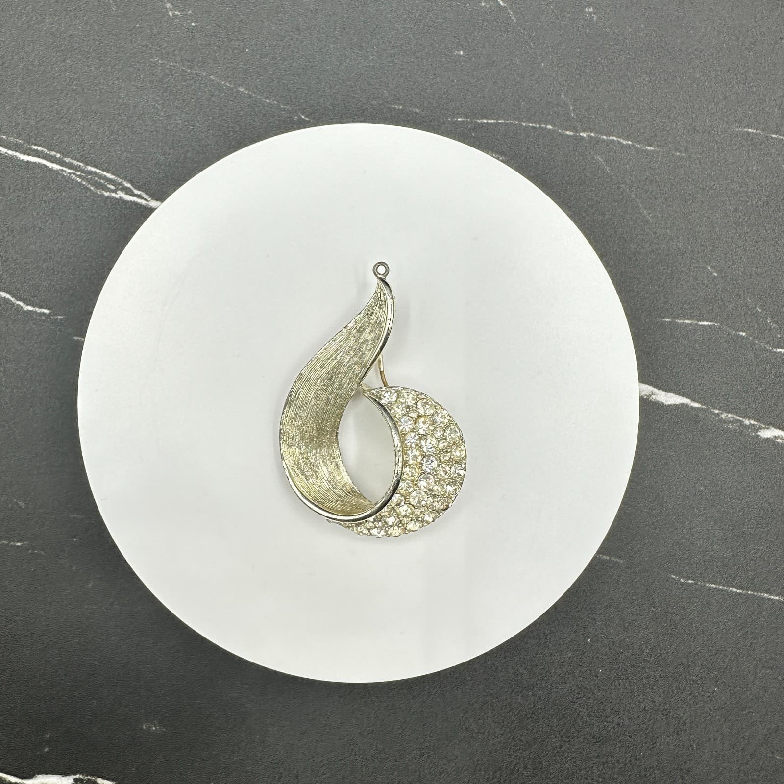 Vintage Lisner Abstract Brooch Pendant Silver Tone Pave Rhinestone Pin 2" - Thumbnail 2