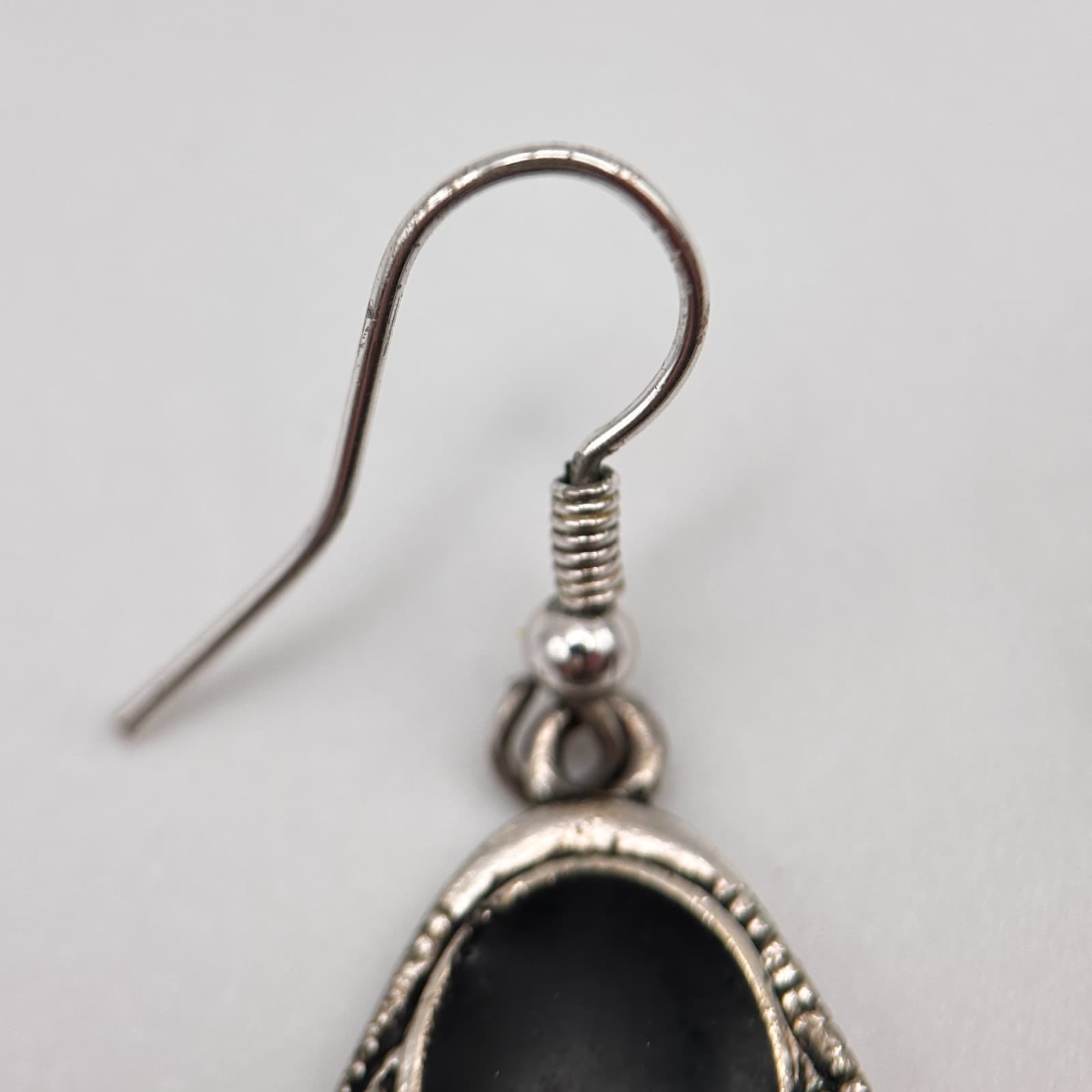 Vintage 90s Silver Tone Black Enamel Filigree Rhombus Dangle Earrings Jewelry - Thumbnail 7