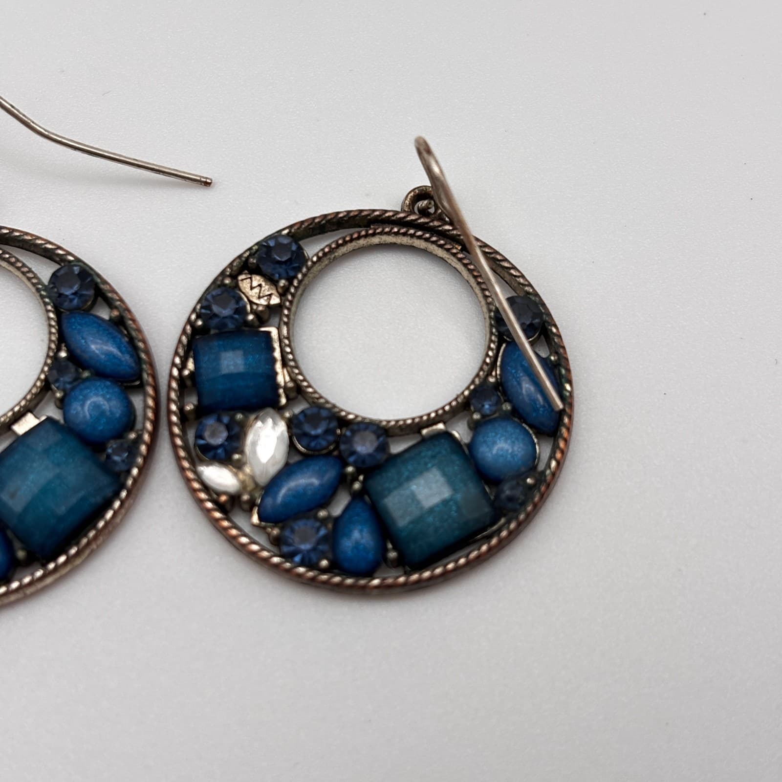 Vintage 90s Bronze Tone Open Hoop Dangle Earrings Multi Blue Rhinestone Jewelry - Thumbnail 2