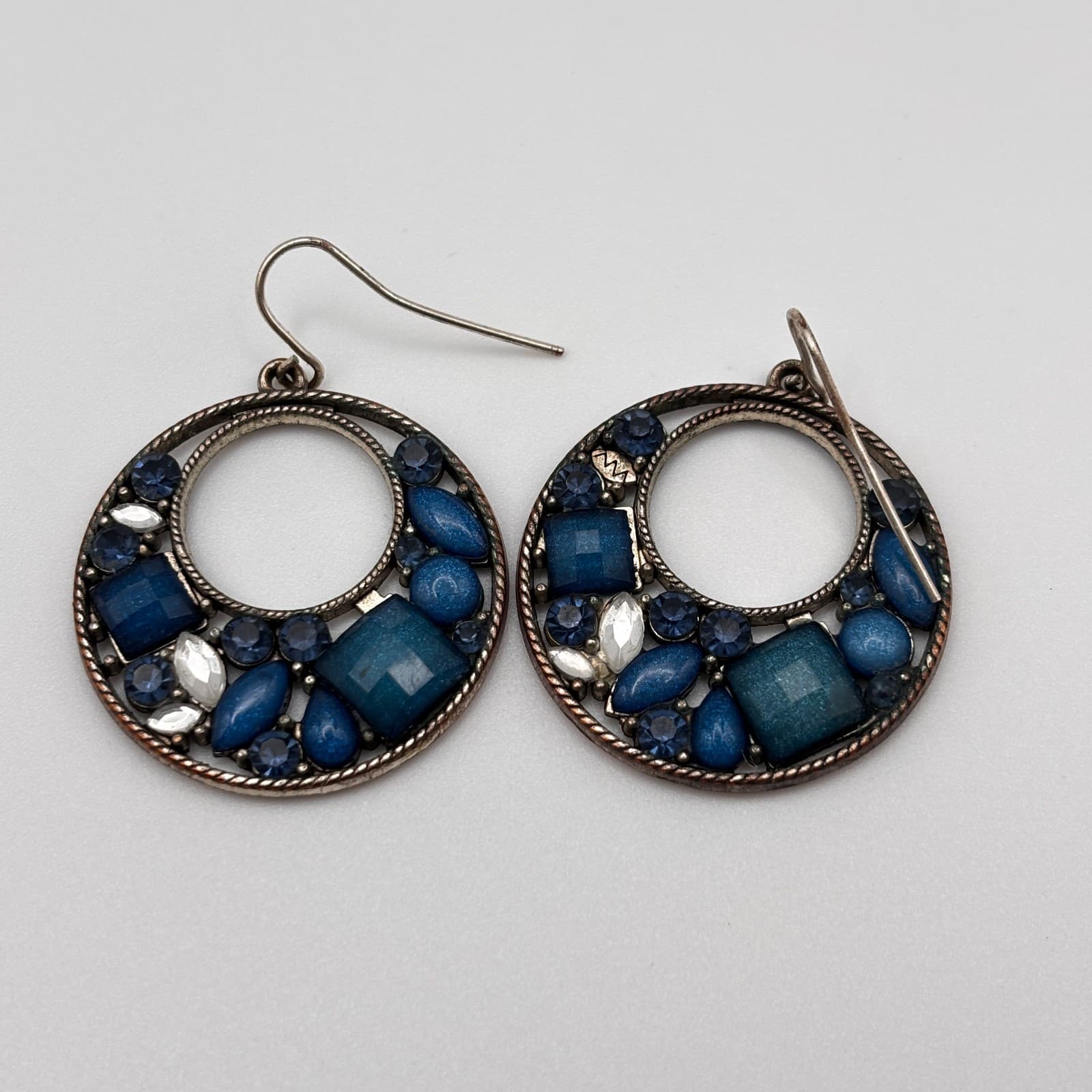 Vintage 90s Bronze Tone Open Hoop Dangle Earrings Multi Blue Rhinestone Jewelry