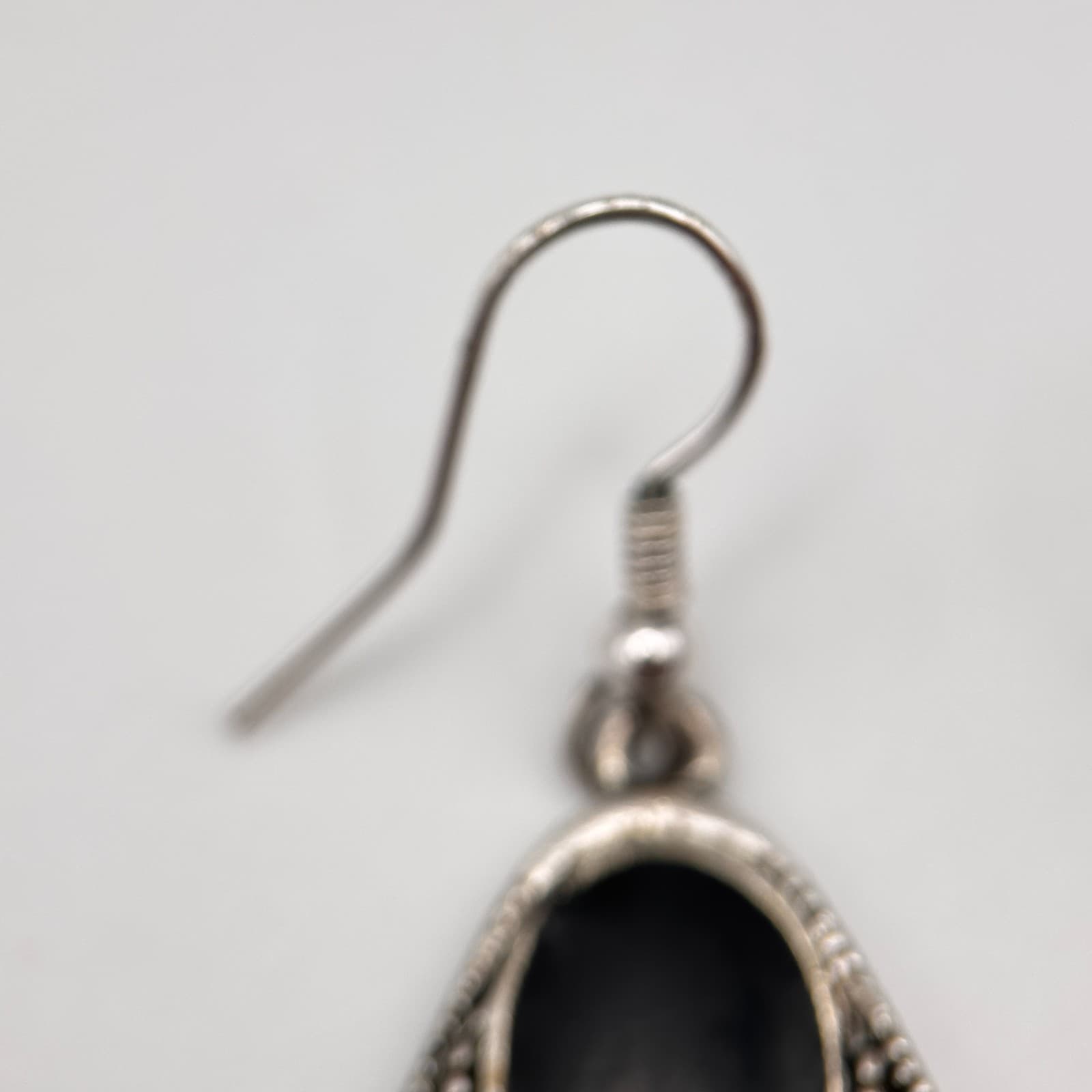 Vintage 90s Silver Tone Black Enamel Filigree Rhombus Dangle Earrings Jewelry - Thumbnail 6
