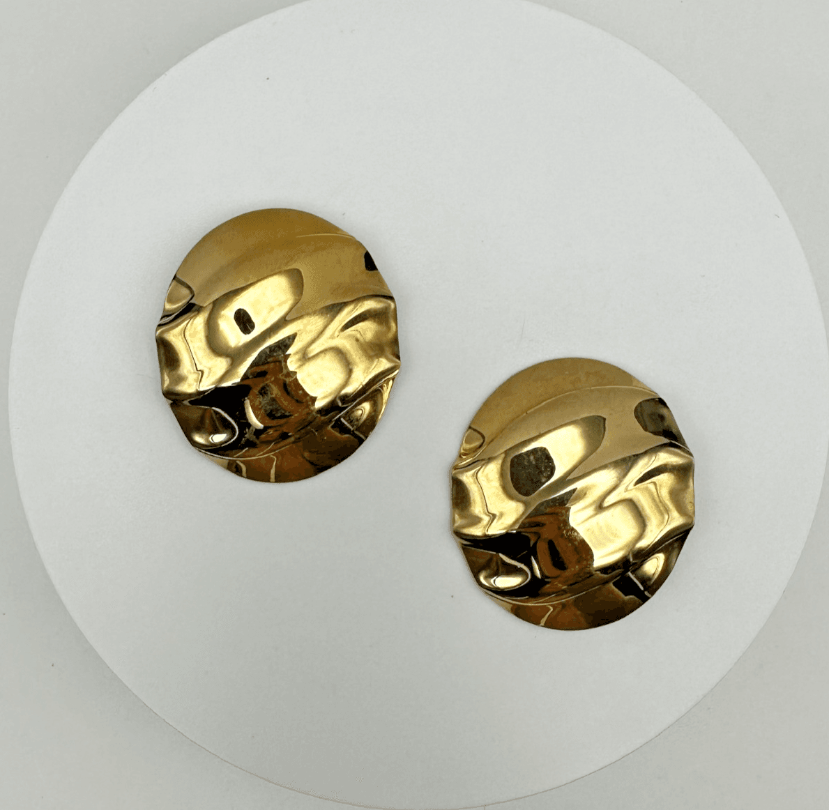 Vintage 90s Gold Tone Wavy Oval strand Brutalist Earrings Chunky Clip On Jewelry