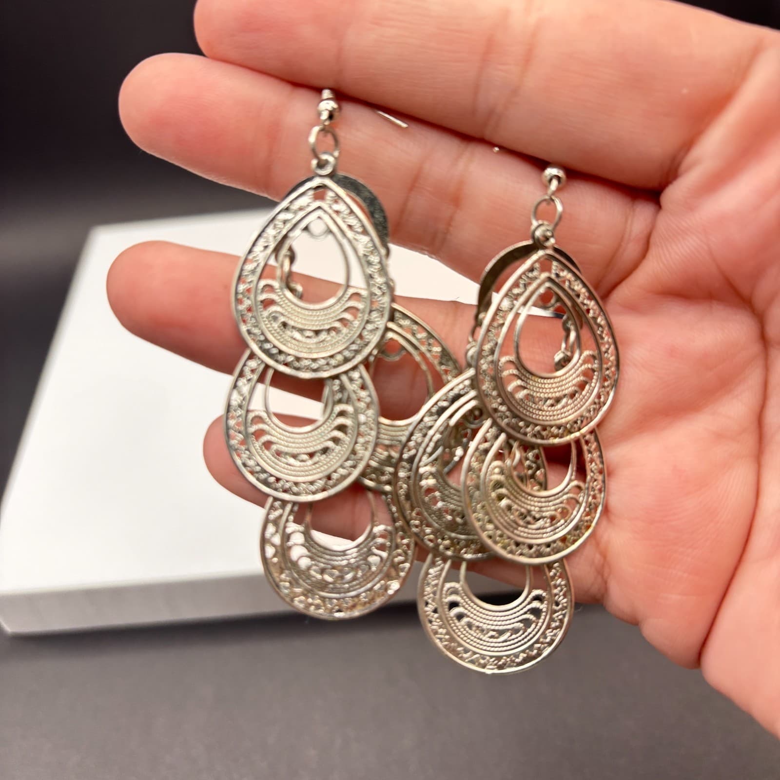 Vintage 90s Silver Tone Dangle Earrings Filigree Boho Women's Classic Jewelry - Thumbnail 10