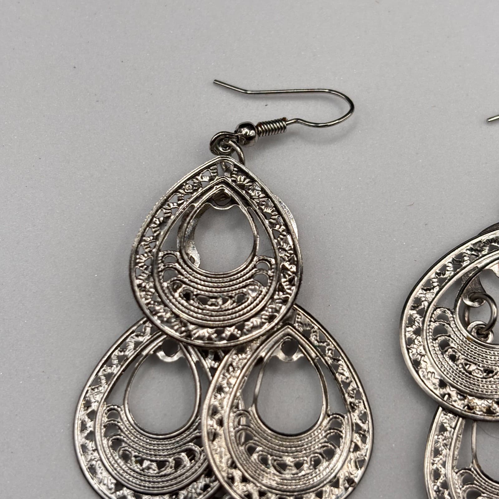 Vintage 90s Silver Tone Dangle Earrings Filigree Boho Women's Classic Jewelry - Thumbnail 6