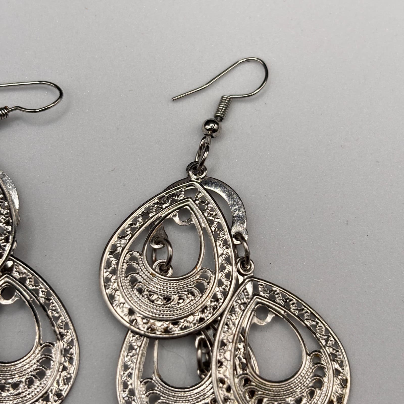 Vintage 90s Silver Tone Dangle Earrings Filigree Boho Women's Classic Jewelry - Thumbnail 5