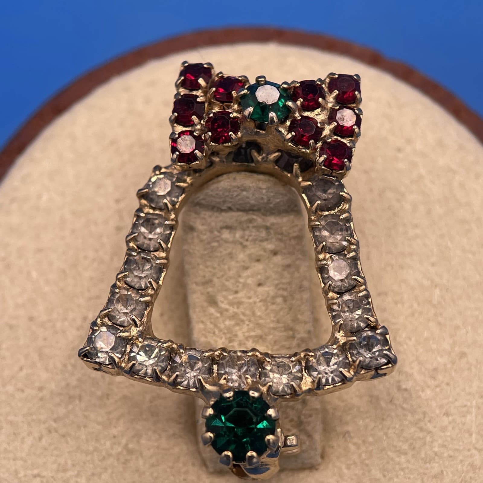 Vintage VTG Christmas Bell Brooch Pin Red Green Clear Rhinestones Gold Tone 24mm - Thumbnail 3