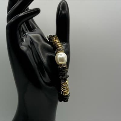 Vintage Gold Black Pearl Beaded Bracelet Rhinestone Accents Elegant Boho Y2K 90s