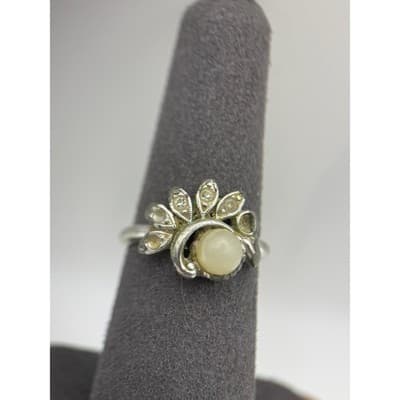 Vintage AVON Faux Pearl White Rhinestone Ring Silver Tone Statement Jewelry 7 - Thumbnail 2