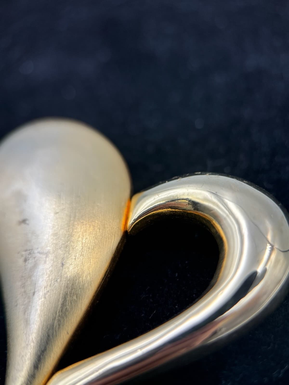 Vintage Gold Tone Textured Abstract Heart Pin Brooch 90s Y2K Statement Valentine - Thumbnail 3