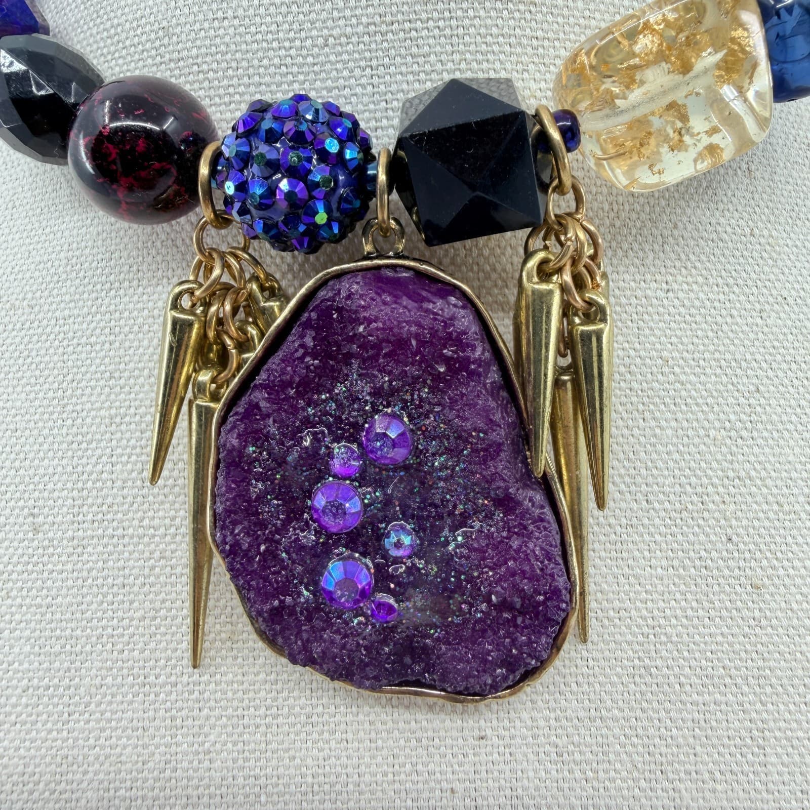 Vintage Chunky Purple FAUX Druzy Geode Pendant Necklace Gold Tone Spikes Bold - Thumbnail 3