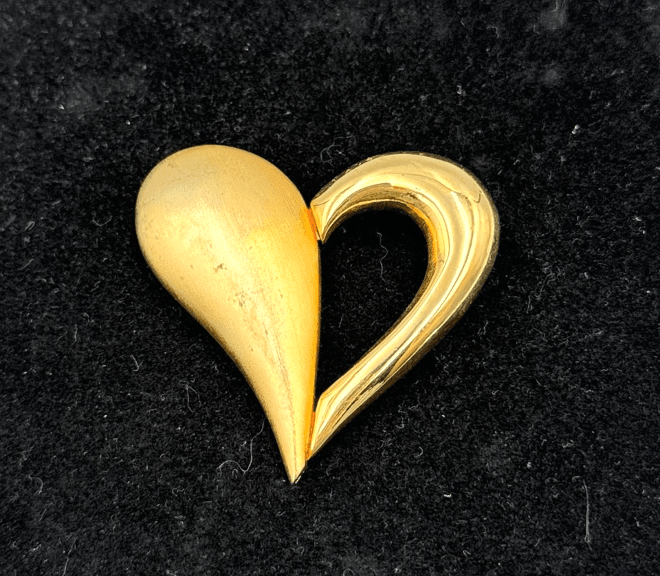 Vintage Gold Tone Textured Abstract Heart Pin Brooch 90s Y2K Statement Valentine