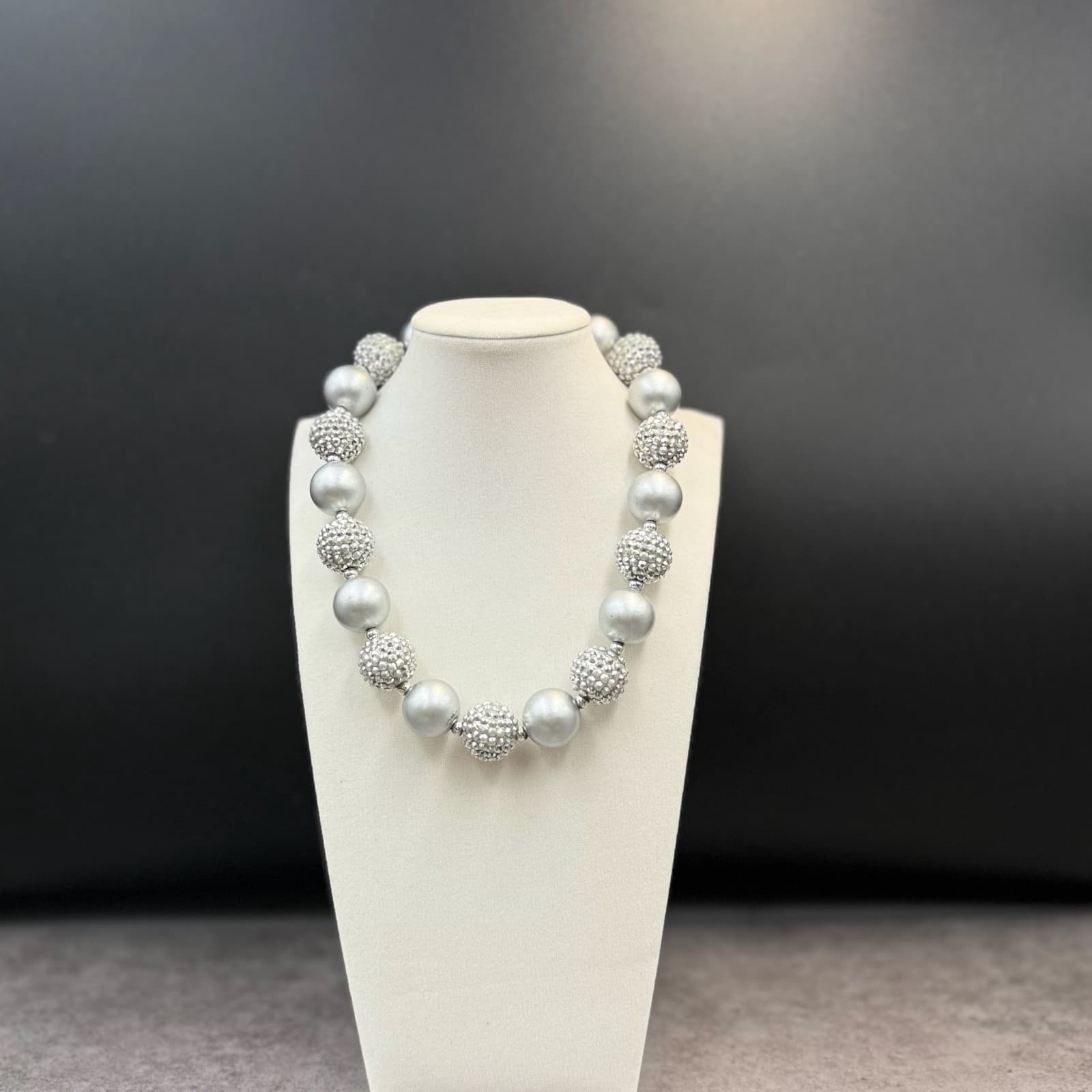 Vintage Chunky Bead Choker Silver Gray Matte Pave Ball Necklace Heart Clasp 16"