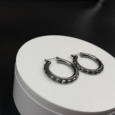 Vintage Etched Pattern Silver-Toned Fashion Collectible Huggie Hoop Earrings - Thumbnail 5