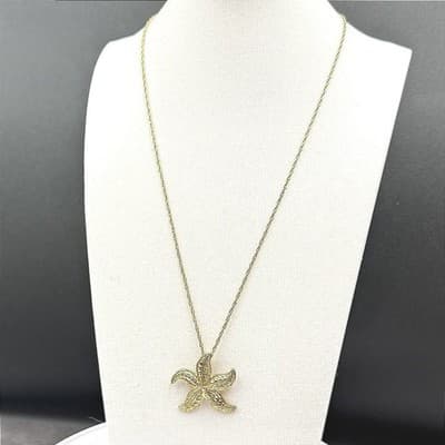 Vintage Gold-Tone Starfish Pendant Necklace Coastal Beachy Charm