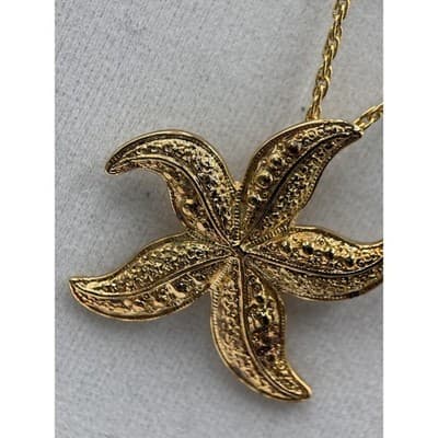 Vintage Gold-Tone Starfish Pendant Necklace Coastal Beachy Charm - Thumbnail 11