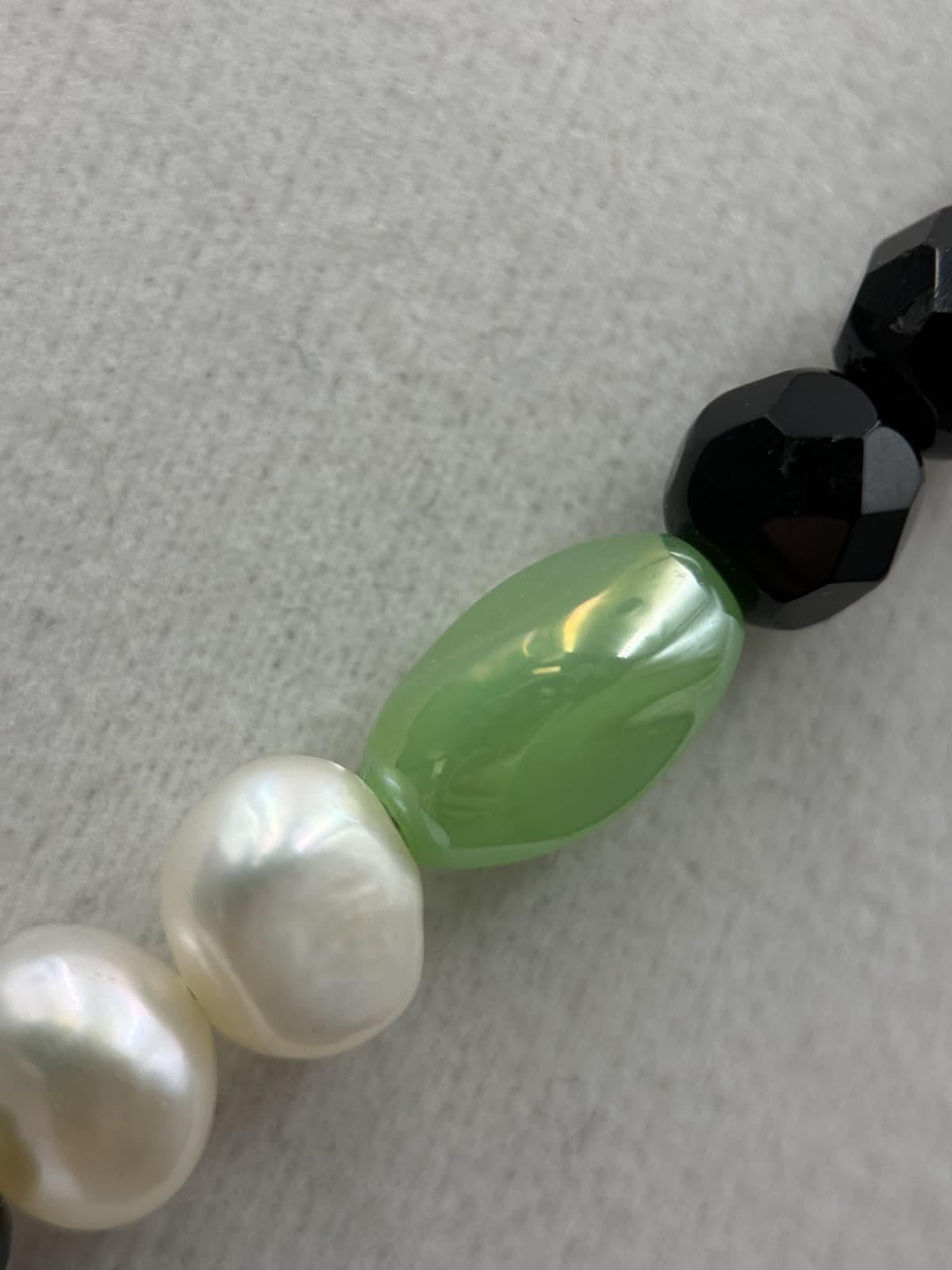 Vintage Black Green Glass & Faux Pearl Bead Necklace Mod Retro Chic - Thumbnail 10