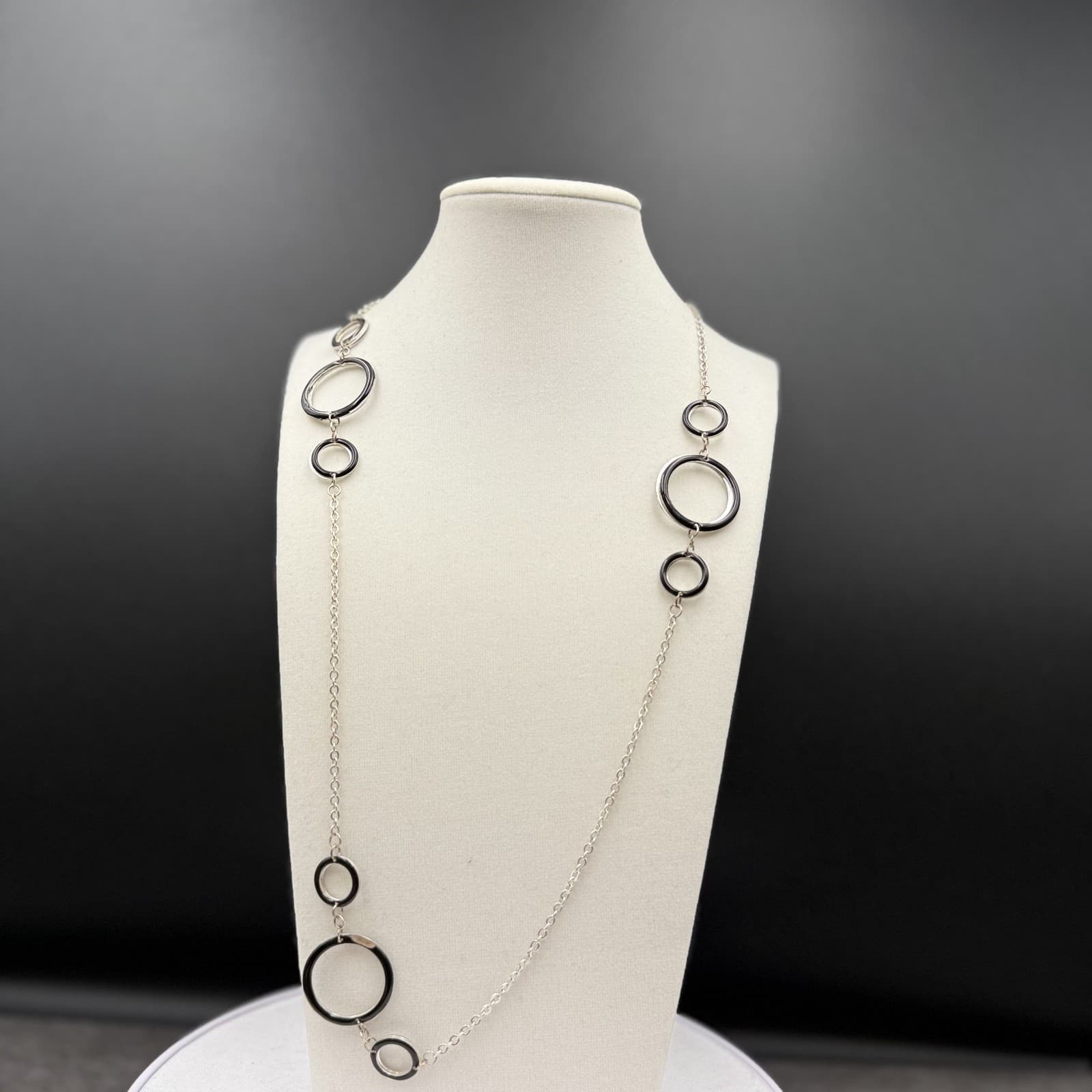 Vintage Silver Black Enamel Open Circle Necklace Modern Minimalist Chic - Thumbnail 2